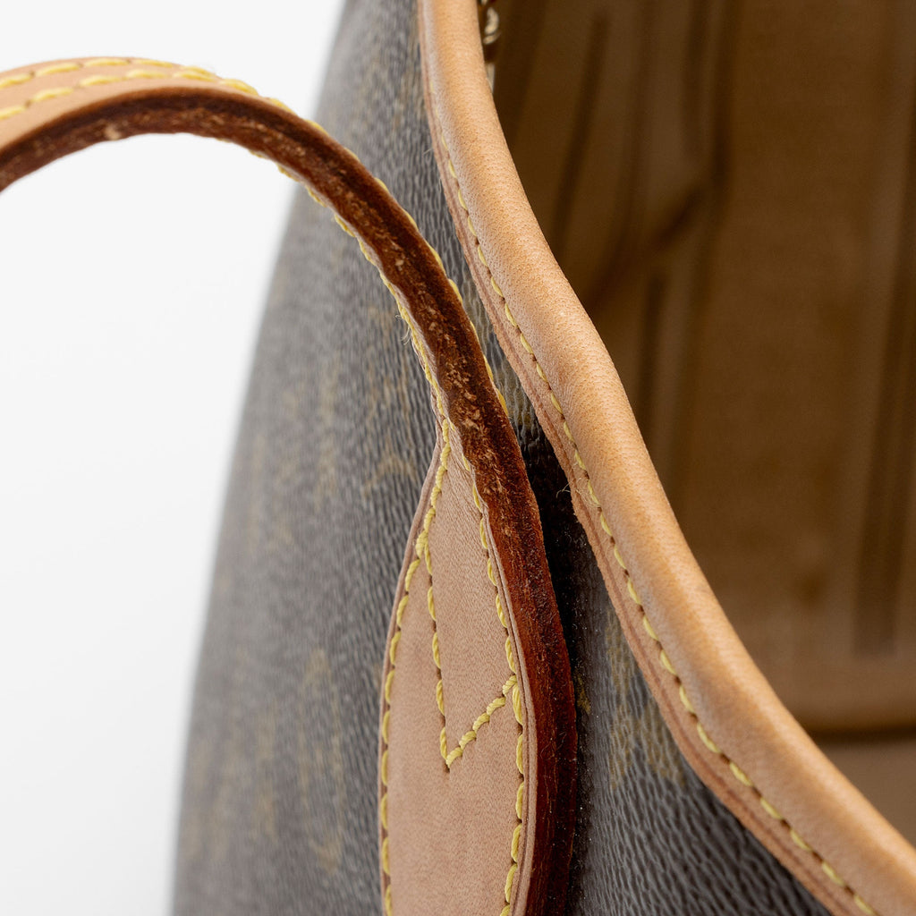 Louis Vuitton Monogram Canvas Neverfull PM Tote (SHF-aV7xhL)