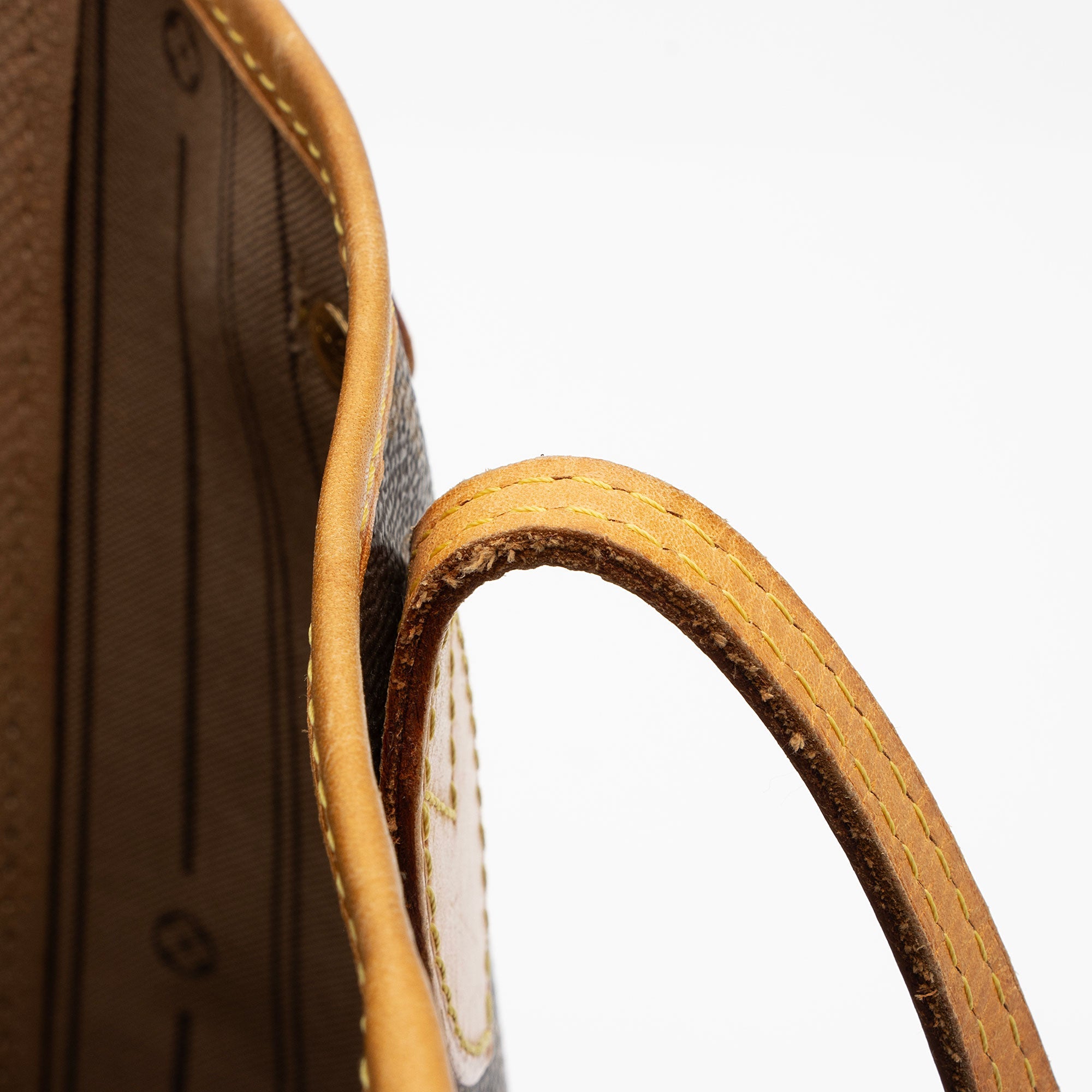 Louis Vuitton Monogram Canvas Neverfull PM Tote (SHF-DmVsmU)