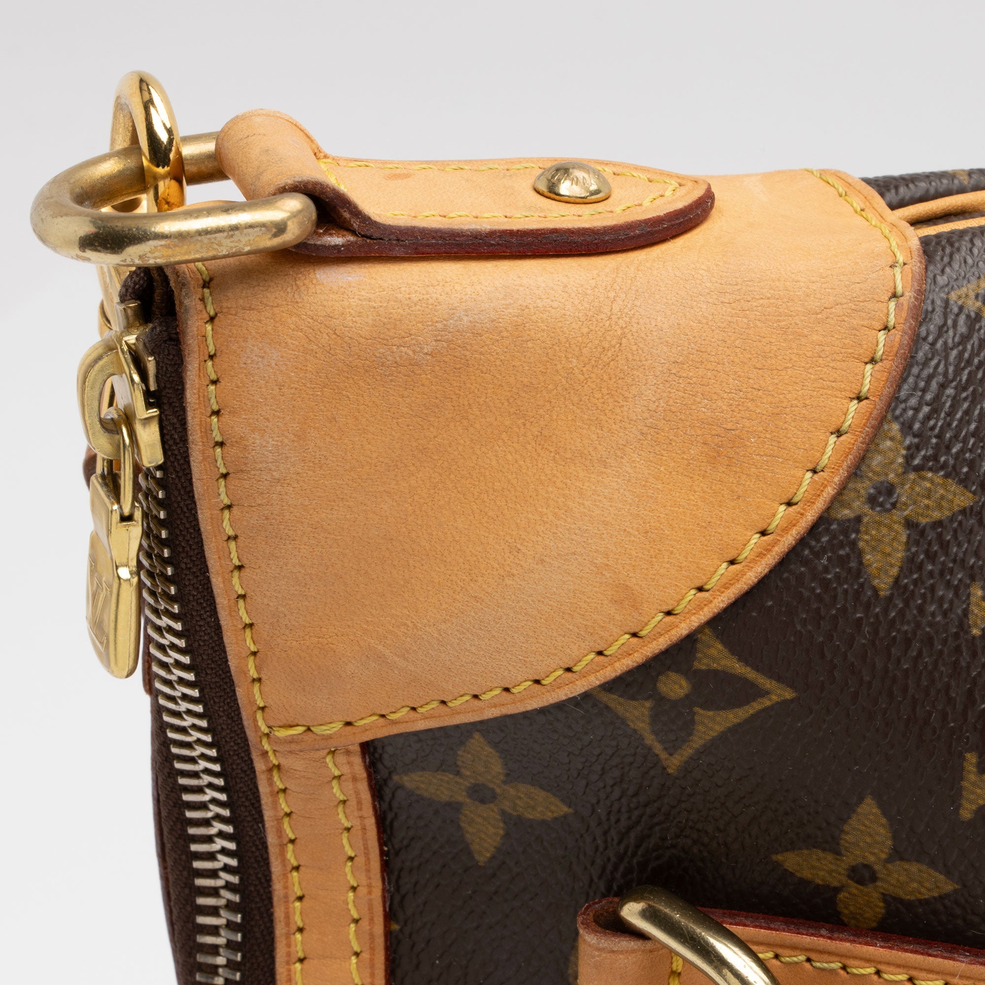 Louis Vuitton Monogram Canvas Odeon GM Shoulder Bag (SHF-Puhe6H)