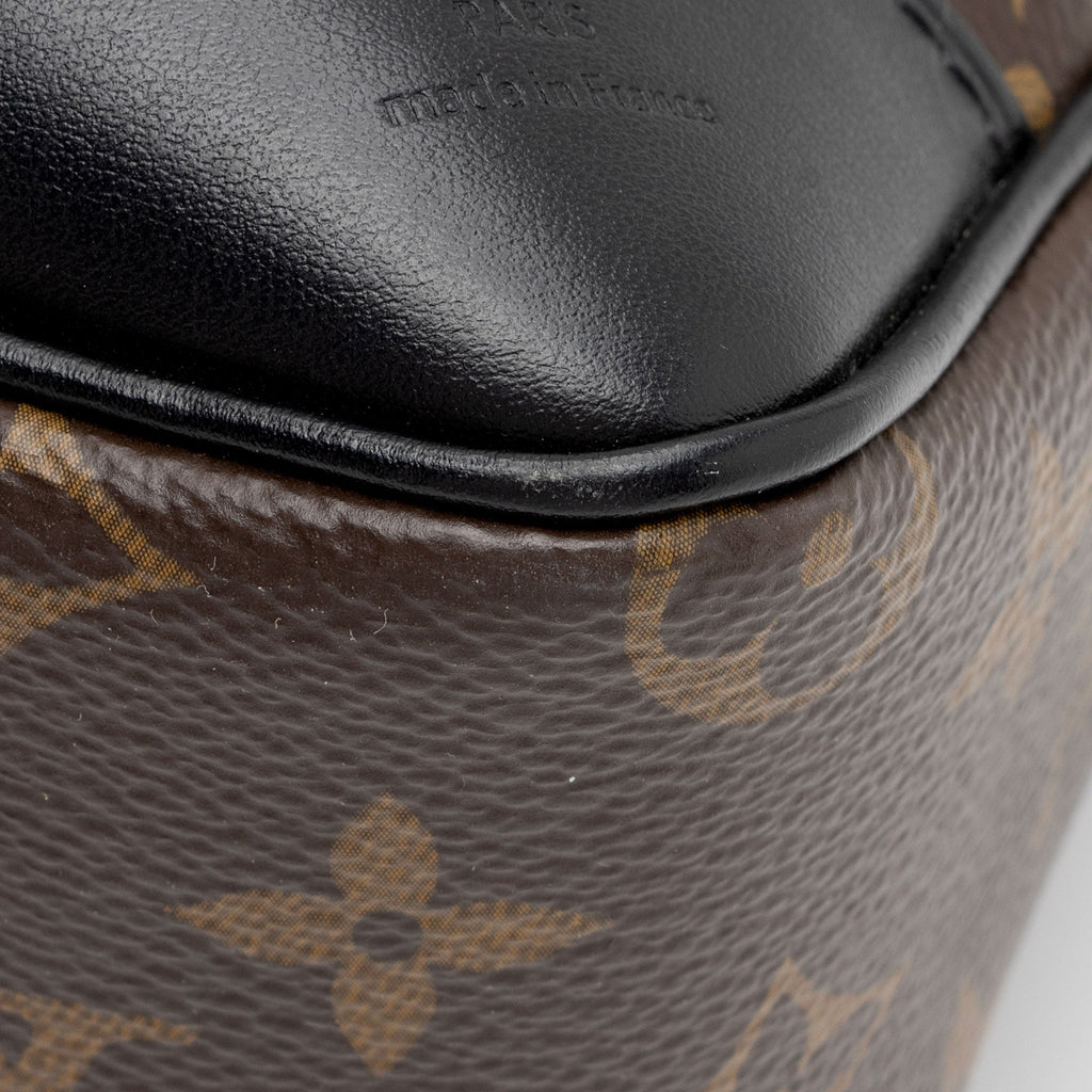 Louis Vuitton Monogram Canvas Odeon MM NM Shoulder Bag (SHF-9QQwaH)