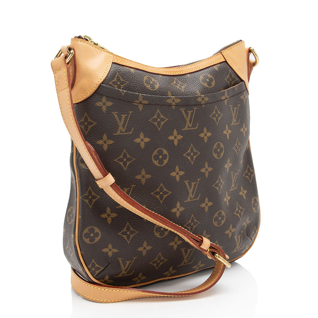Louis Vuitton Monogram Canvas Odeon PM Shoulder Bag (SHF-YQeYO0)