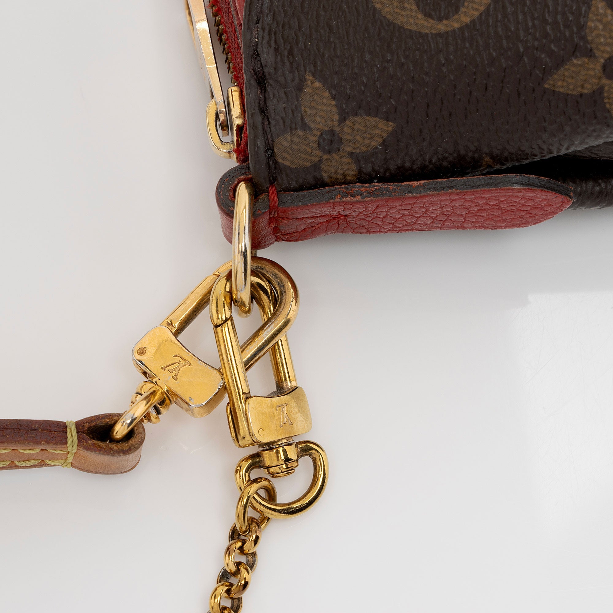 Louis Vuitton Monogram Canvas Pallas Clutch - FINAL SALE (SHF-OgqvvG)