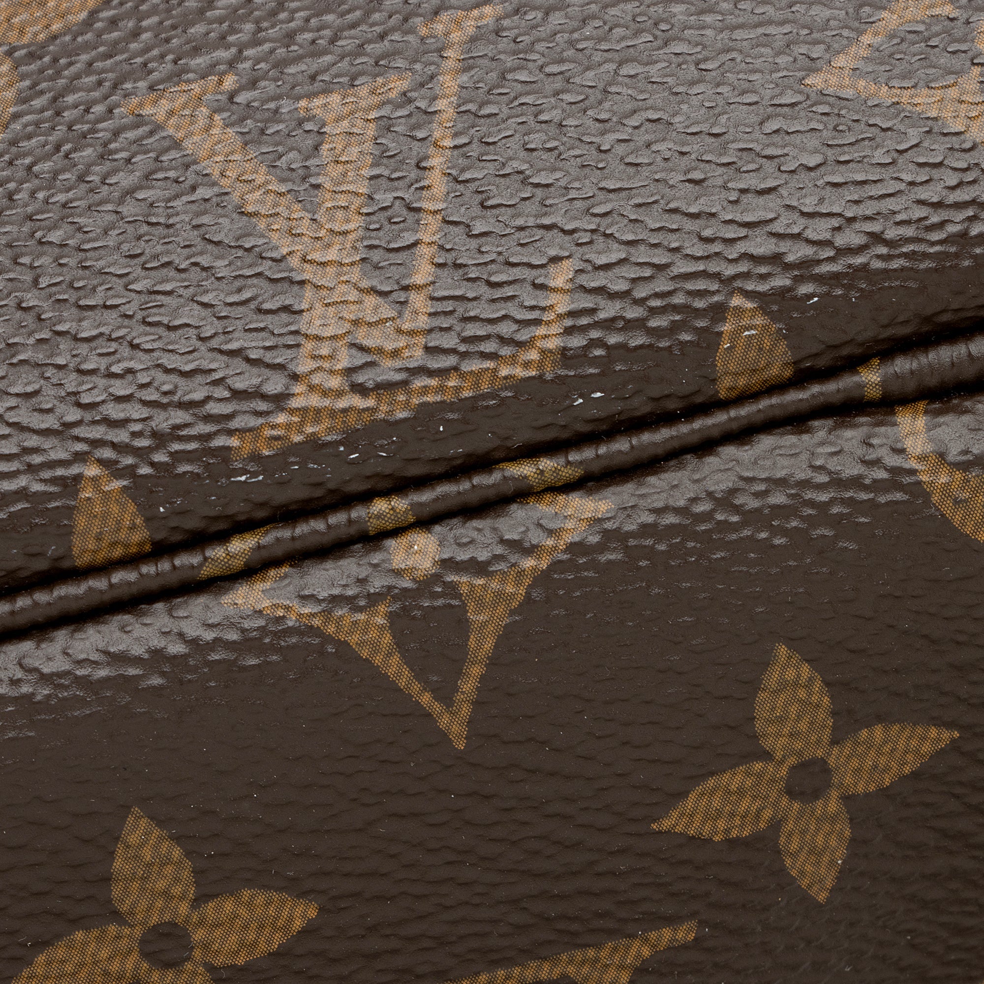 Louis Vuitton Monogram Canvas Patches Neverfull MM Tote (SHF-VCZIdY)