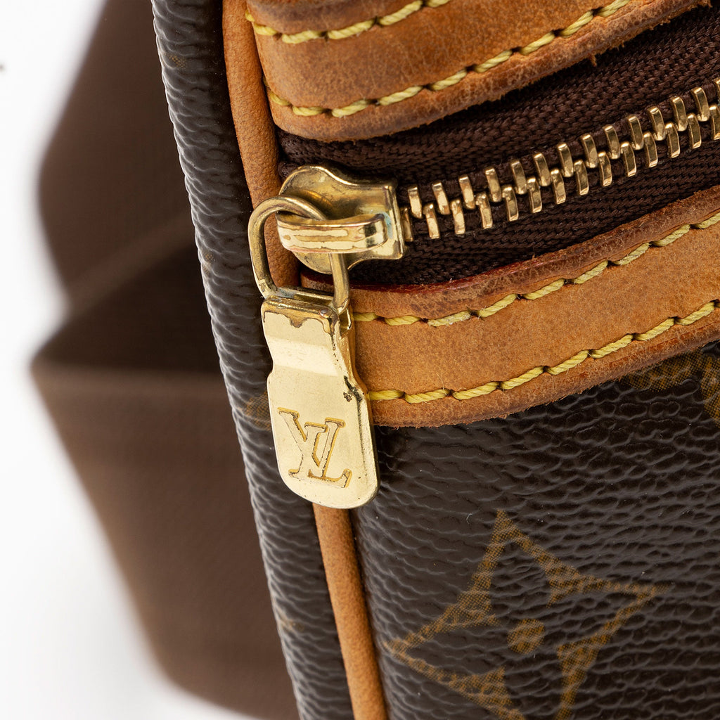 Louis Vuitton Monogram Canvas Pochette Bosphore Messenger Bag (SHF-Syd081)