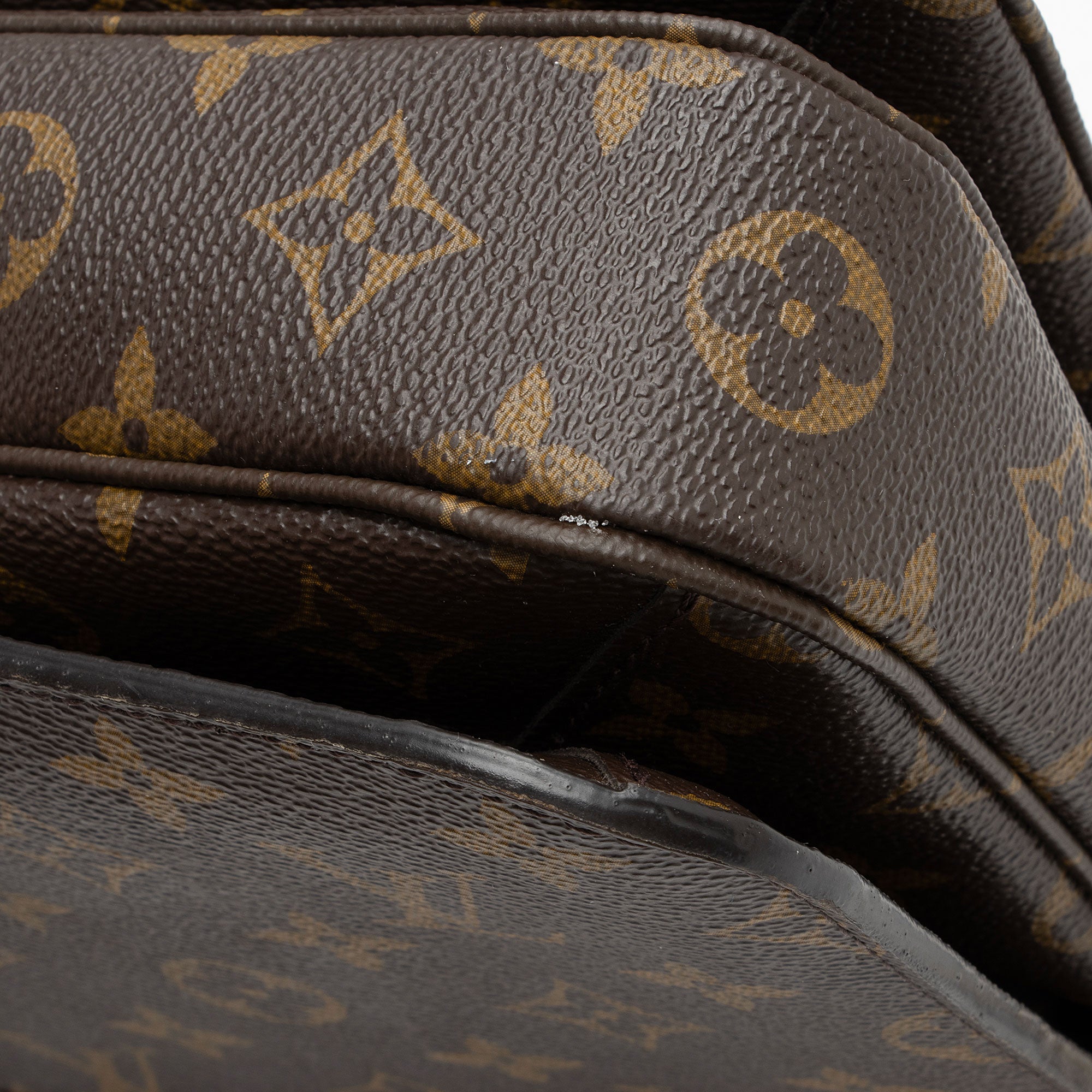 Louis Vuitton Monogram Canvas Pochette Metis Shoulder Bag (SHF-gGqxLi)
