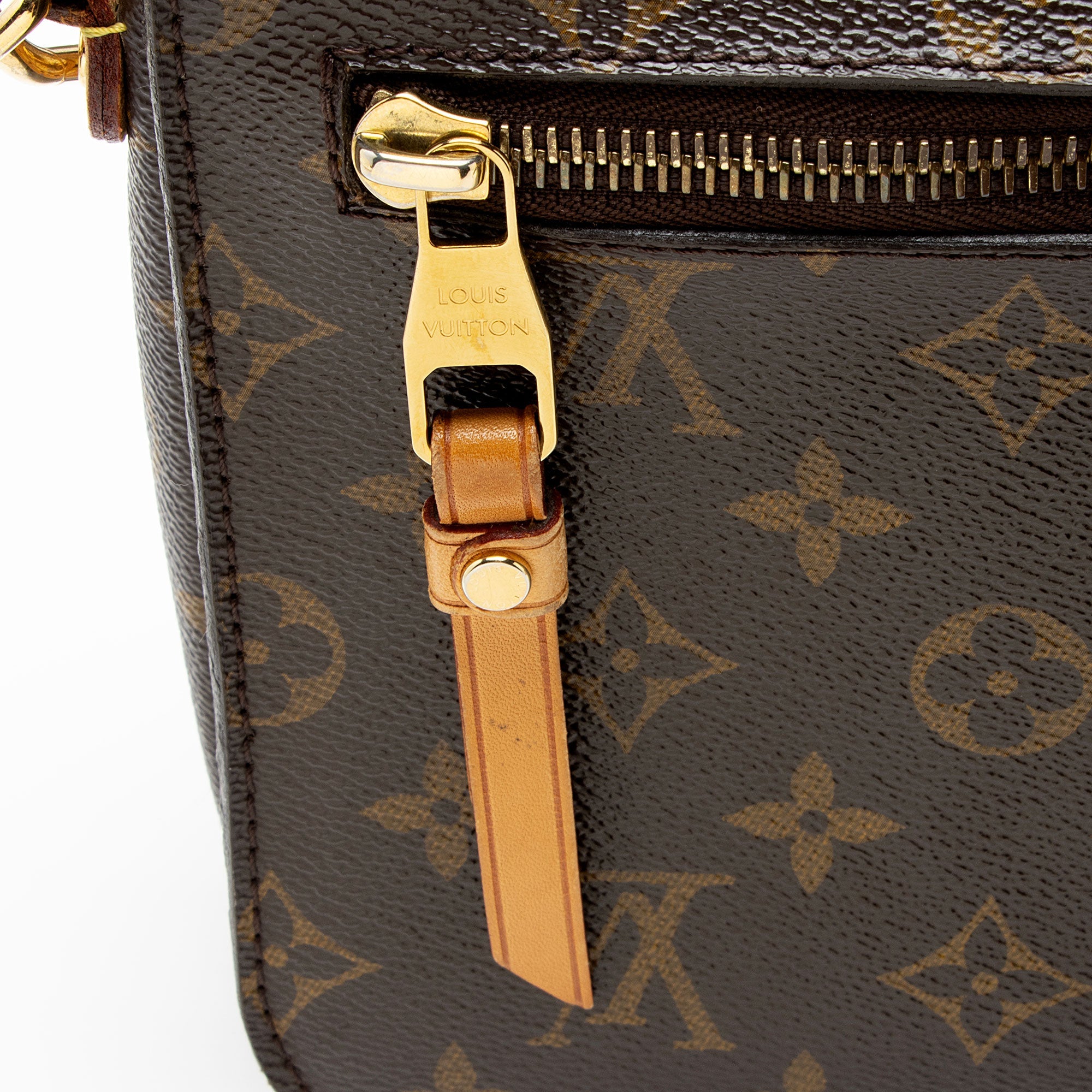 Louis Vuitton Monogram Canvas Pochette Metis Shoulder Bag