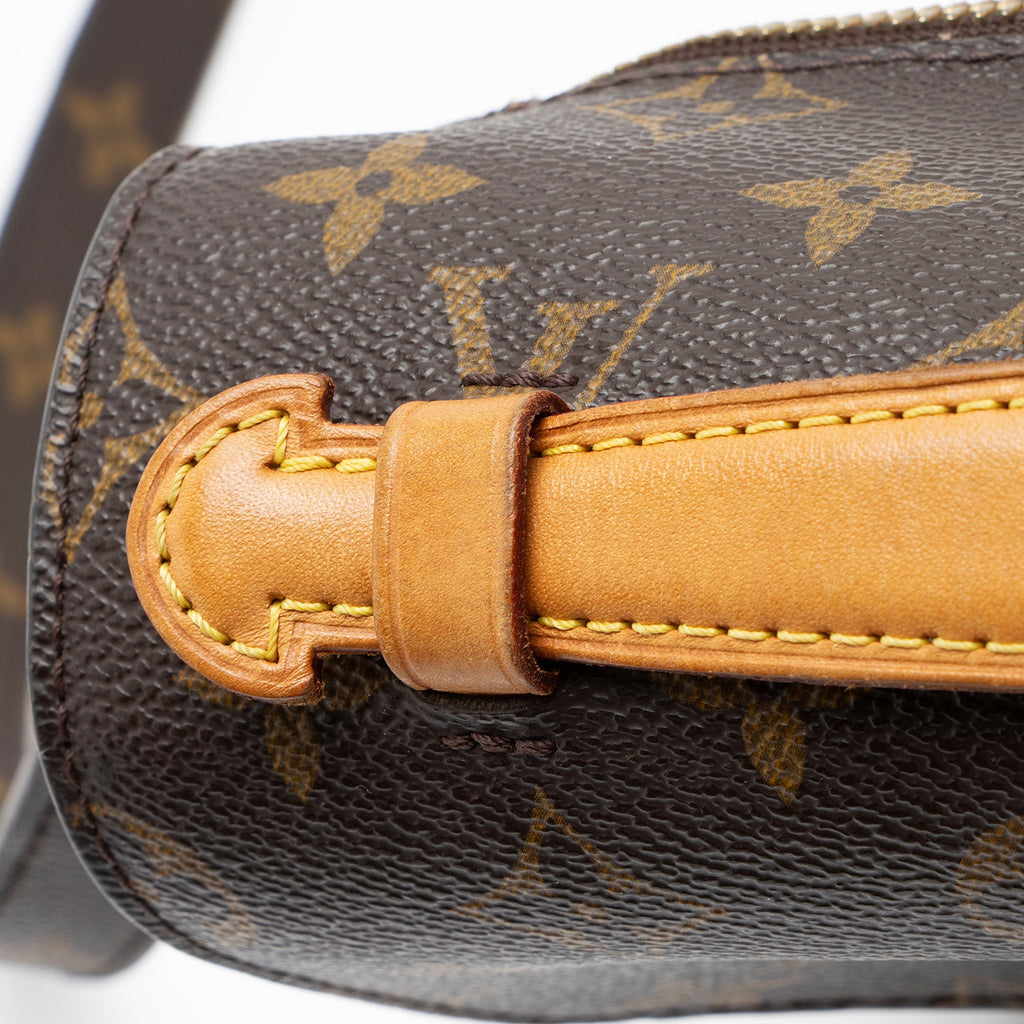 Louis Vuitton Monogram Canvas Pochette Metis Shoulder Bag
