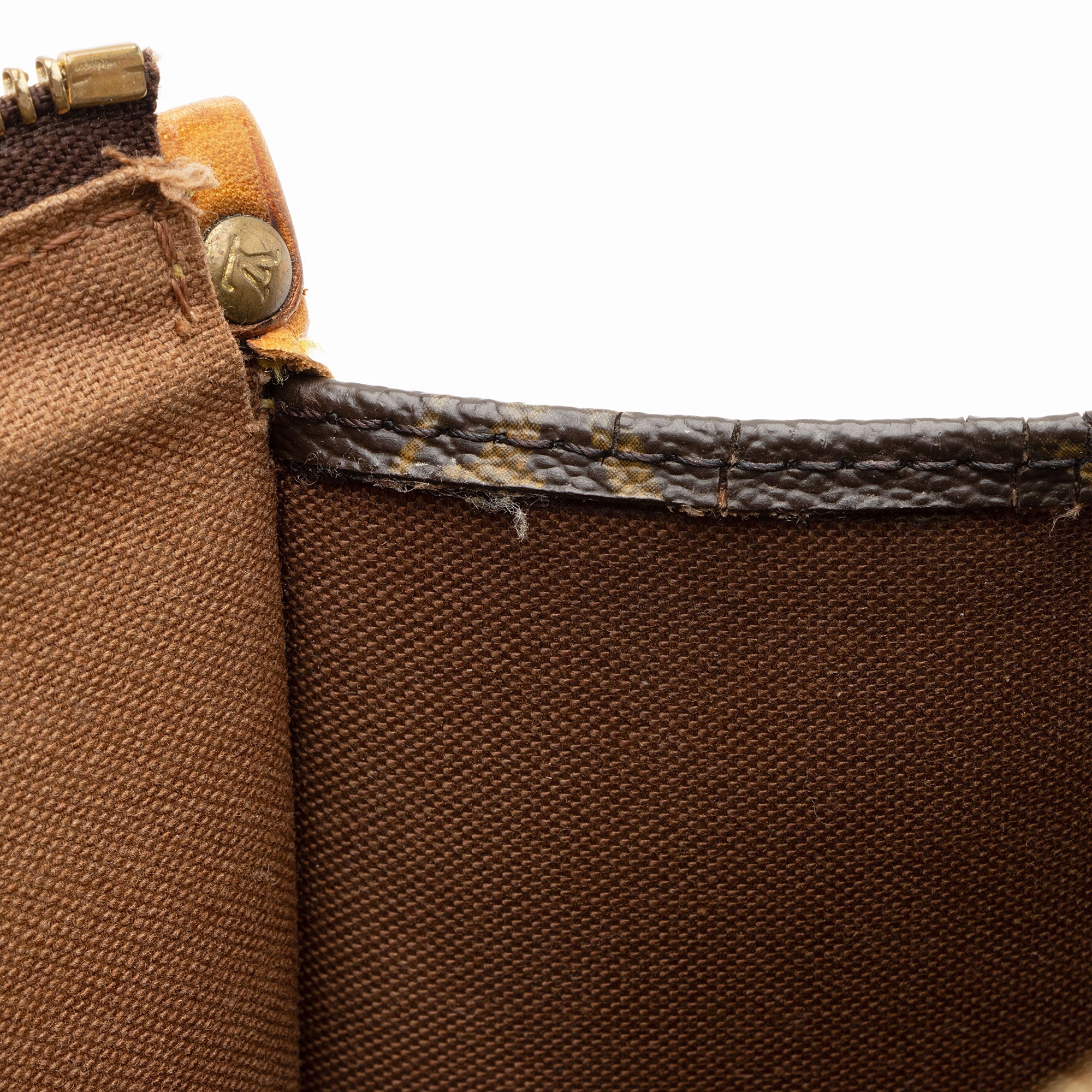 Louis Vuitton Monogram Canvas Popincourt Haute Shoulder Bag (SHF-9x0fN7)