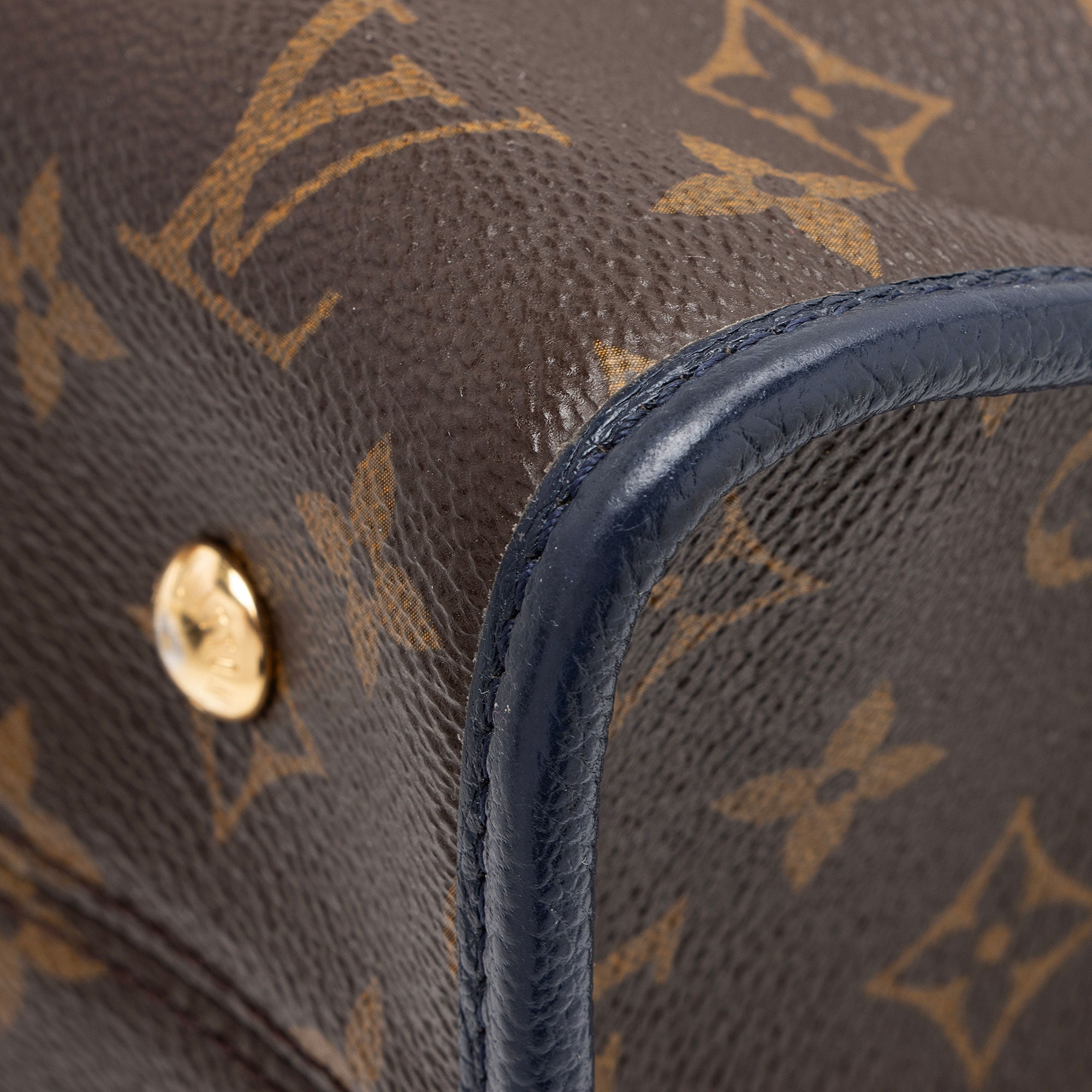 Louis Vuitton Monogram Canvas Popincourt PM Satchel (SHF-8nvzld)