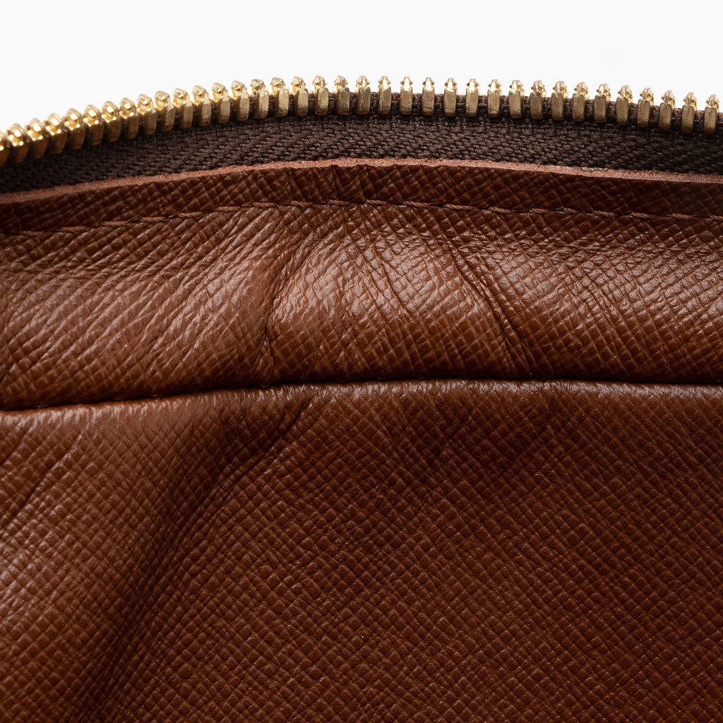 Louis Vuitton Monogram Canvas Porte Documents Voyage Bag (SHF-ajQncv)