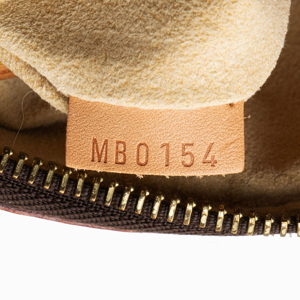Louis Vuitton Monogram Canvas Retiro PM Satchel (SHF-TTqWfe)