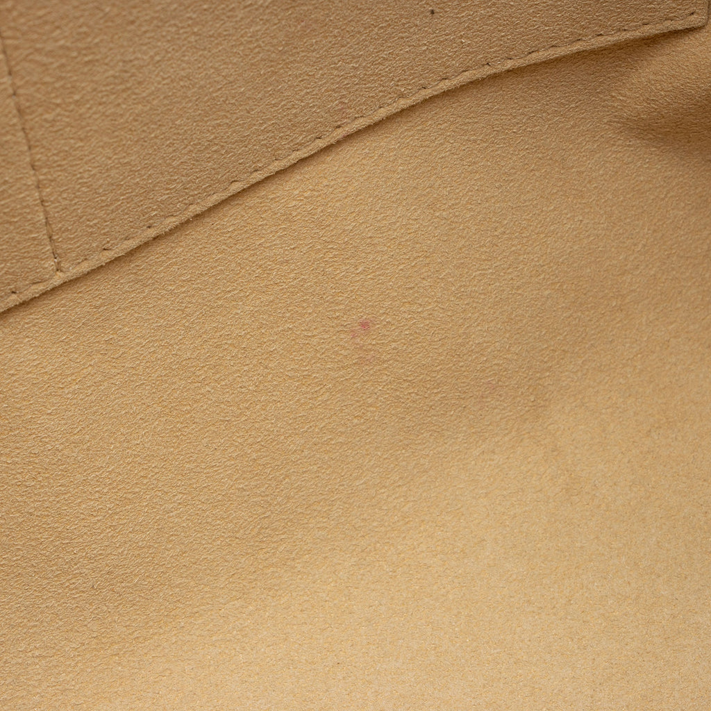 Louis Vuitton Monogram Canvas Retiro PM Satchel (SHF-TTqWfe)