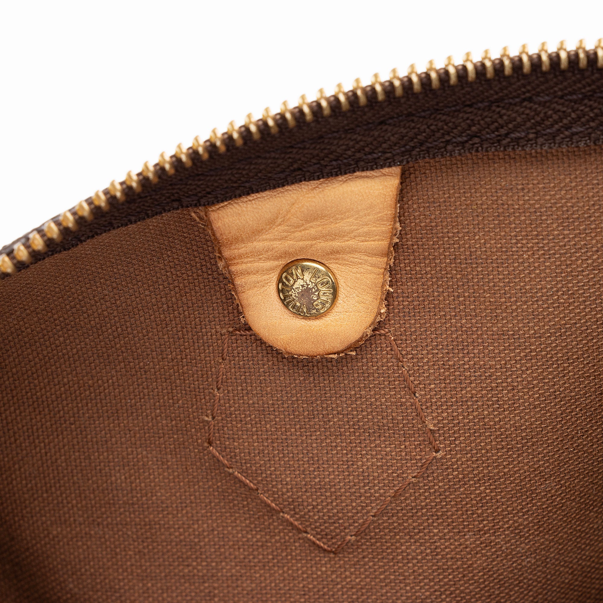 Louis Vuitton Monogram Canvas Speedy 30 Satchel (SHF-E4SXWh)