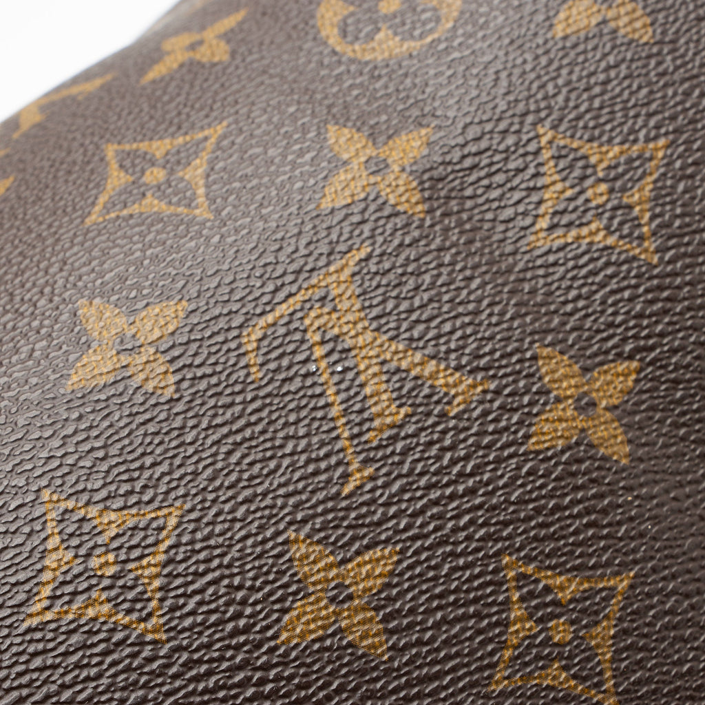 Louis Vuitton Monogram Canvas Speedy 30 Satchel (SHF-RP7lRy)