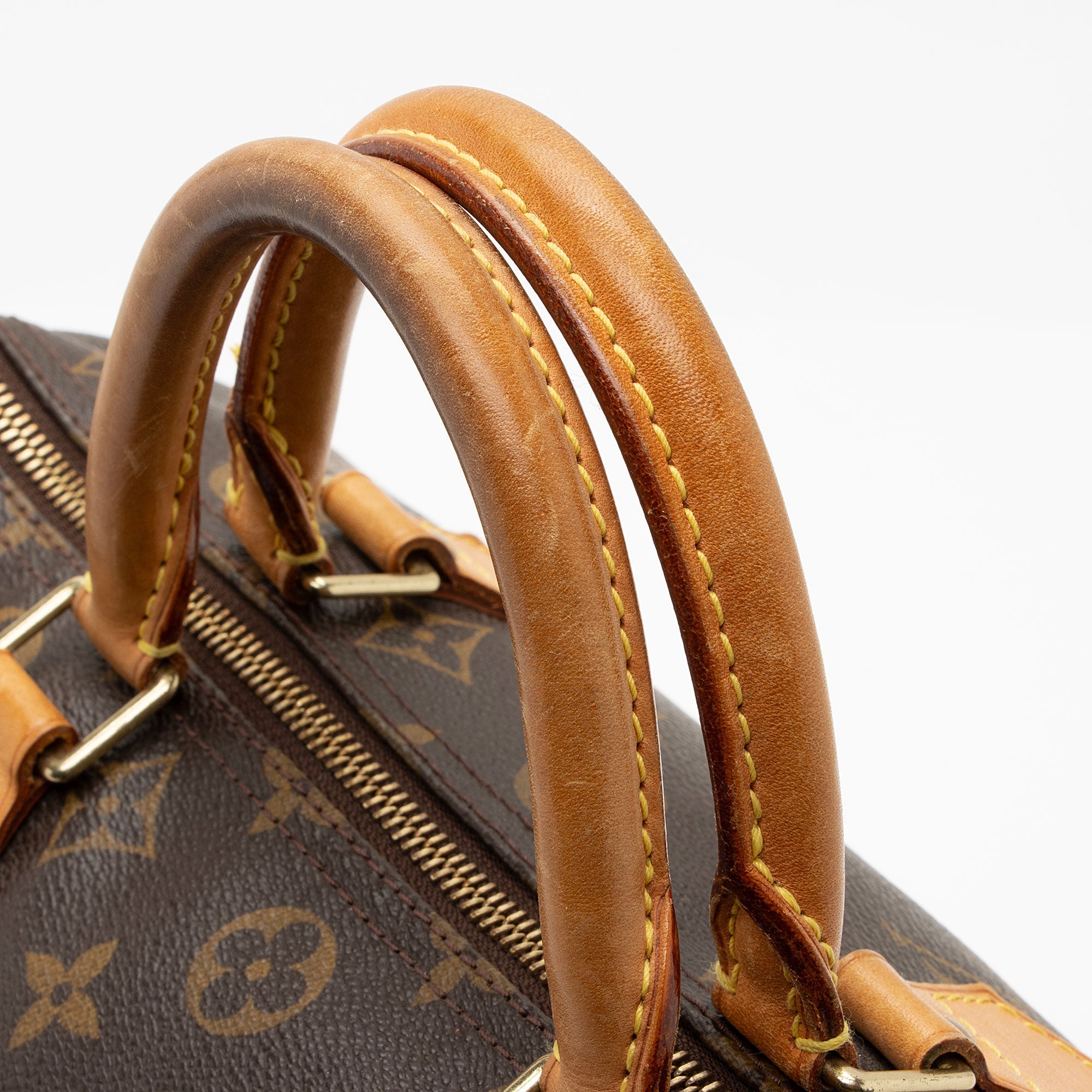 Louis Vuitton Monogram Canvas Speedy 30 Satchel (SHF-D4HONV)