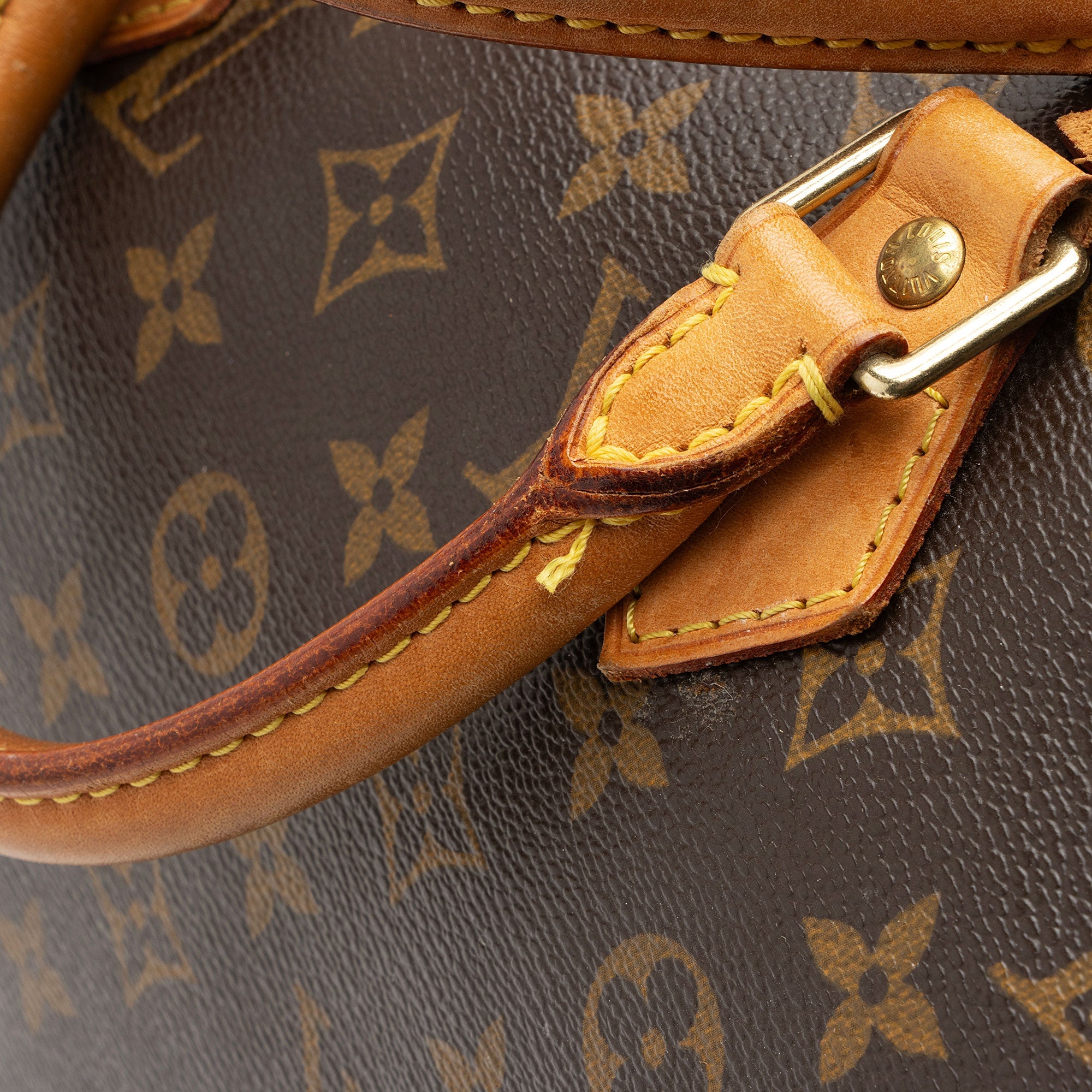 Louis Vuitton Monogram Canvas Speedy 30 Satchel (SHF-D4HONV)