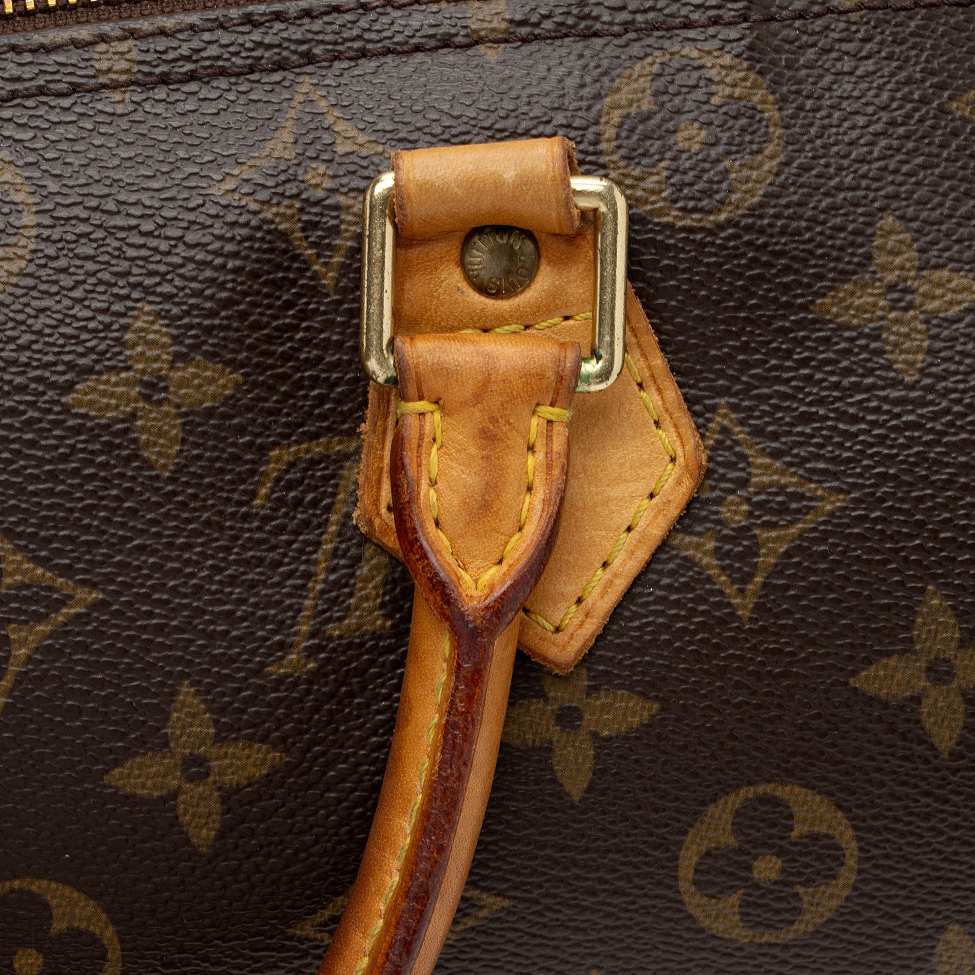 Louis Vuitton Monogram Canvas Speedy 30 Satchel (SHF-o8aWZx)
