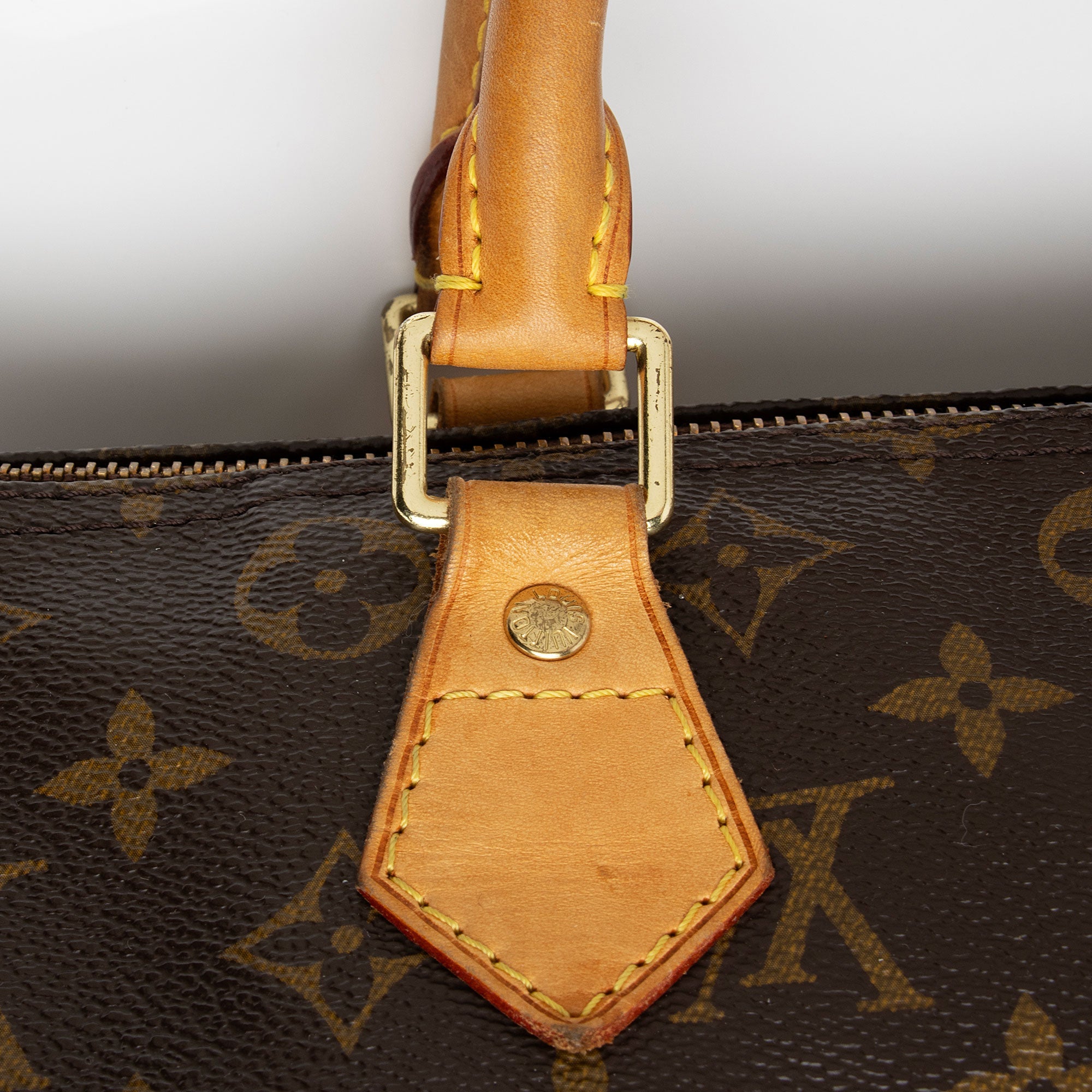 Louis Vuitton Monogram Canvas Speedy 30 Satchel (SHF-6mI3UA)