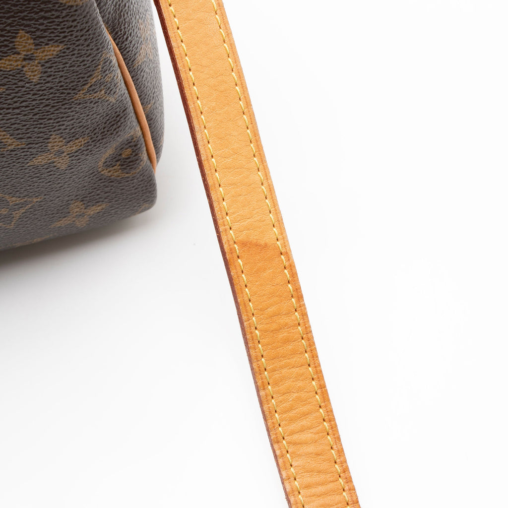Louis Vuitton Monogram Canvas Speedy Bandouliere 25 Satchel