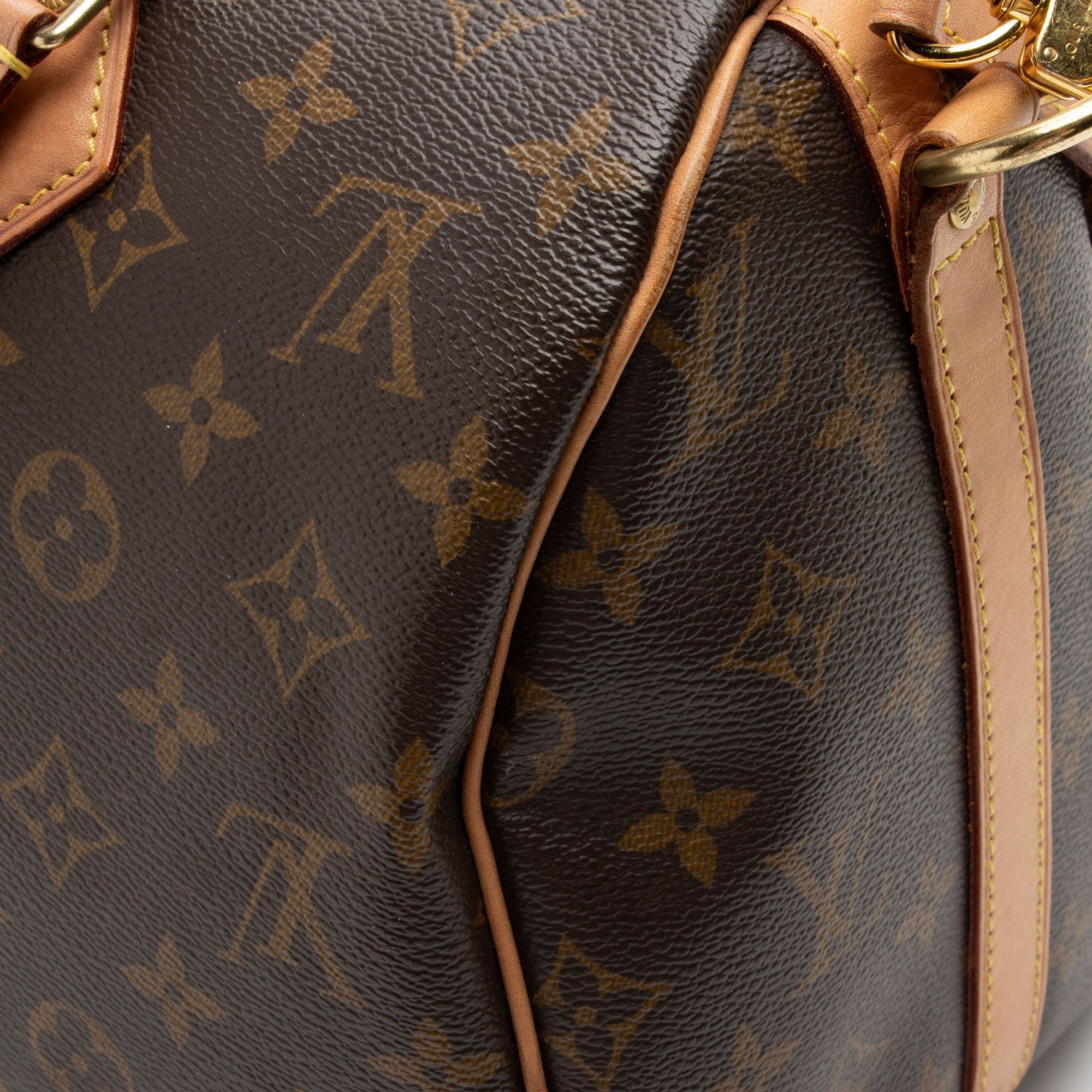 Louis Vuitton Monogram Canvas Speedy Bandouliere 30 Satchel (SHF-mXkVyF)