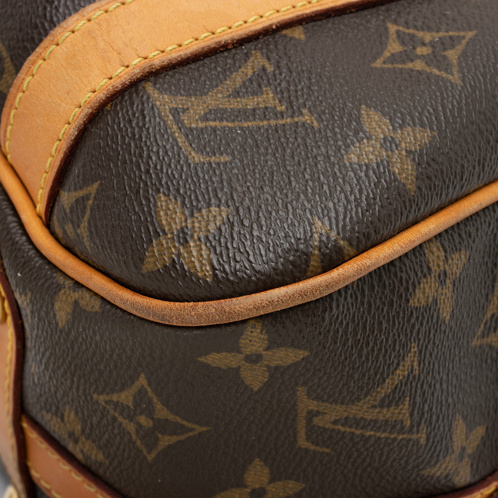 Louis Vuitton Monogram Canvas Stresa PM Shoulder Bag (SHF-BFaPWf)