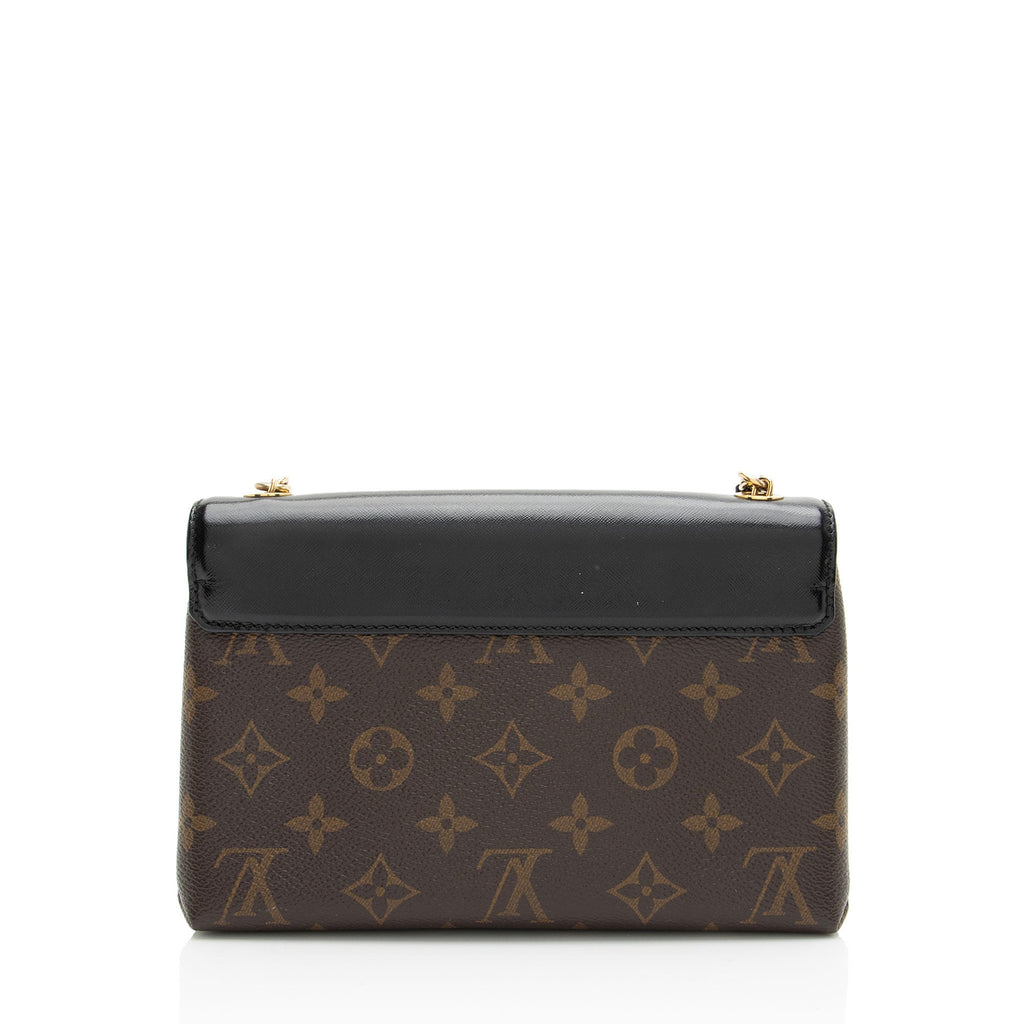 Louis Vuitton Monogram Canvas Thelma Pochette