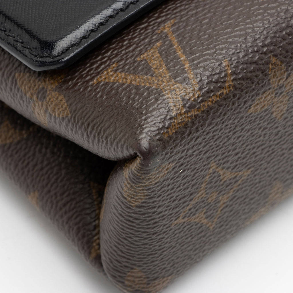 Louis Vuitton Monogram Canvas Thelma Pochette
