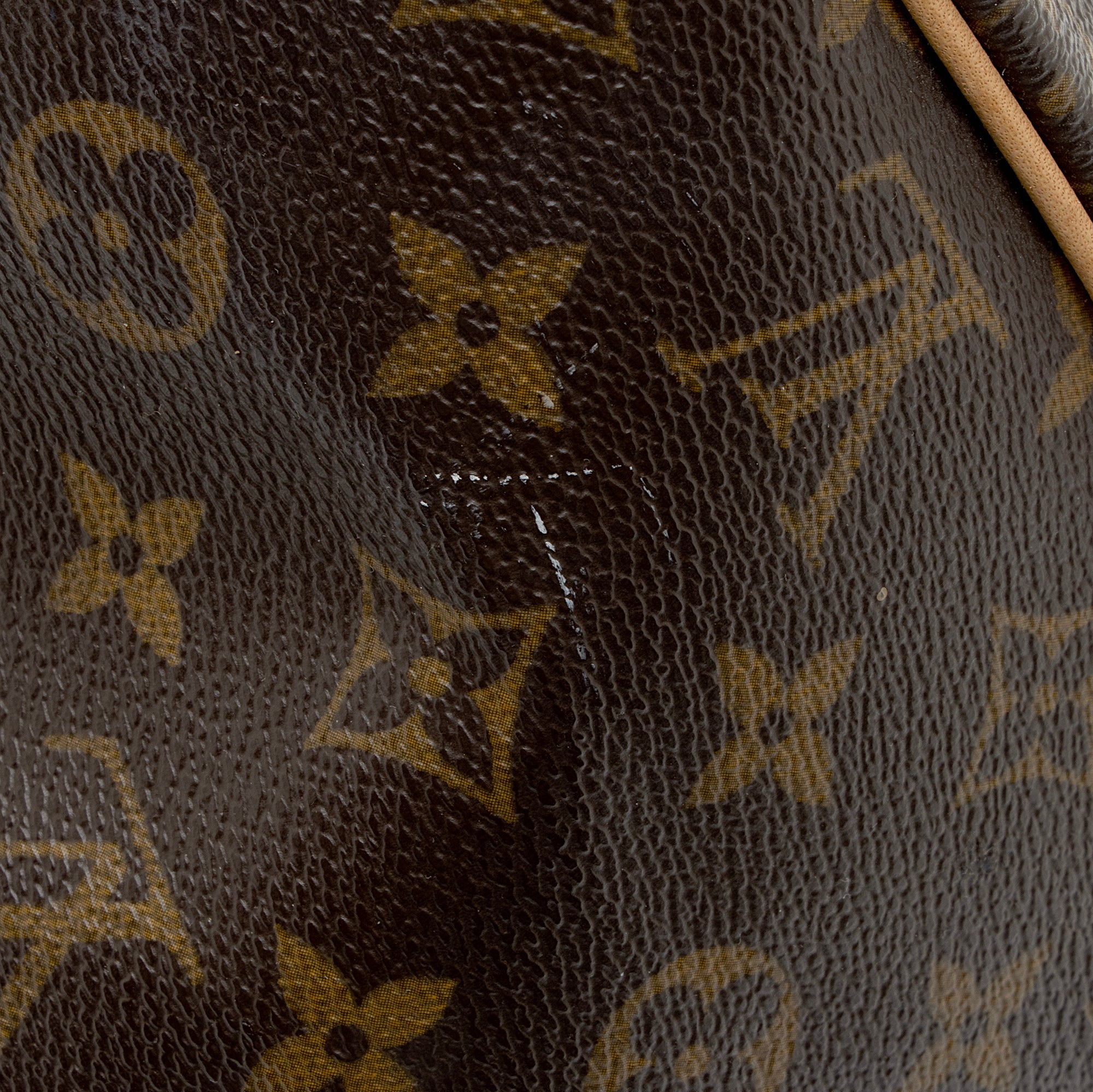 Louis Vuitton Monogram Canvas Tivoli GM Satchel (SHF-dqoQwG)