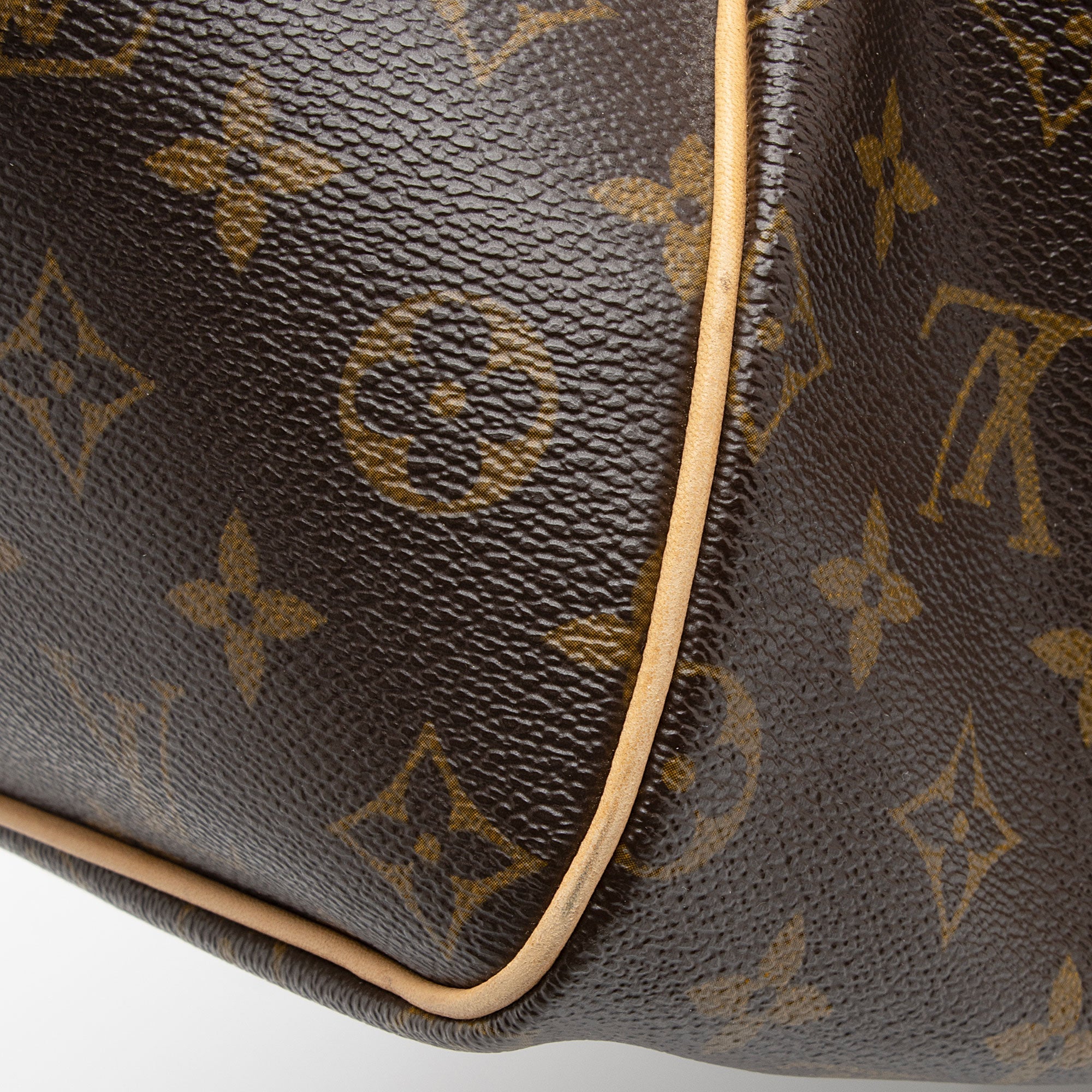 Louis Vuitton Monogram Canvas Tivoli GM Satchel (SHF-pqoj3V)