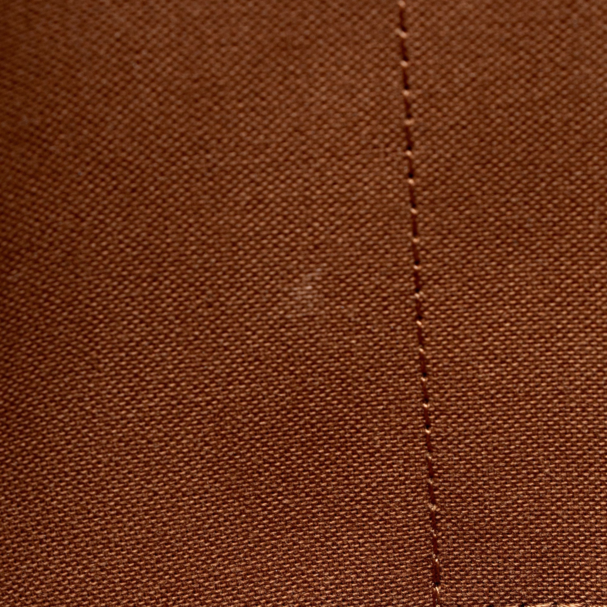 Louis Vuitton Monogram Canvas Tivoli GM Satchel (SHF-IHunkM)
