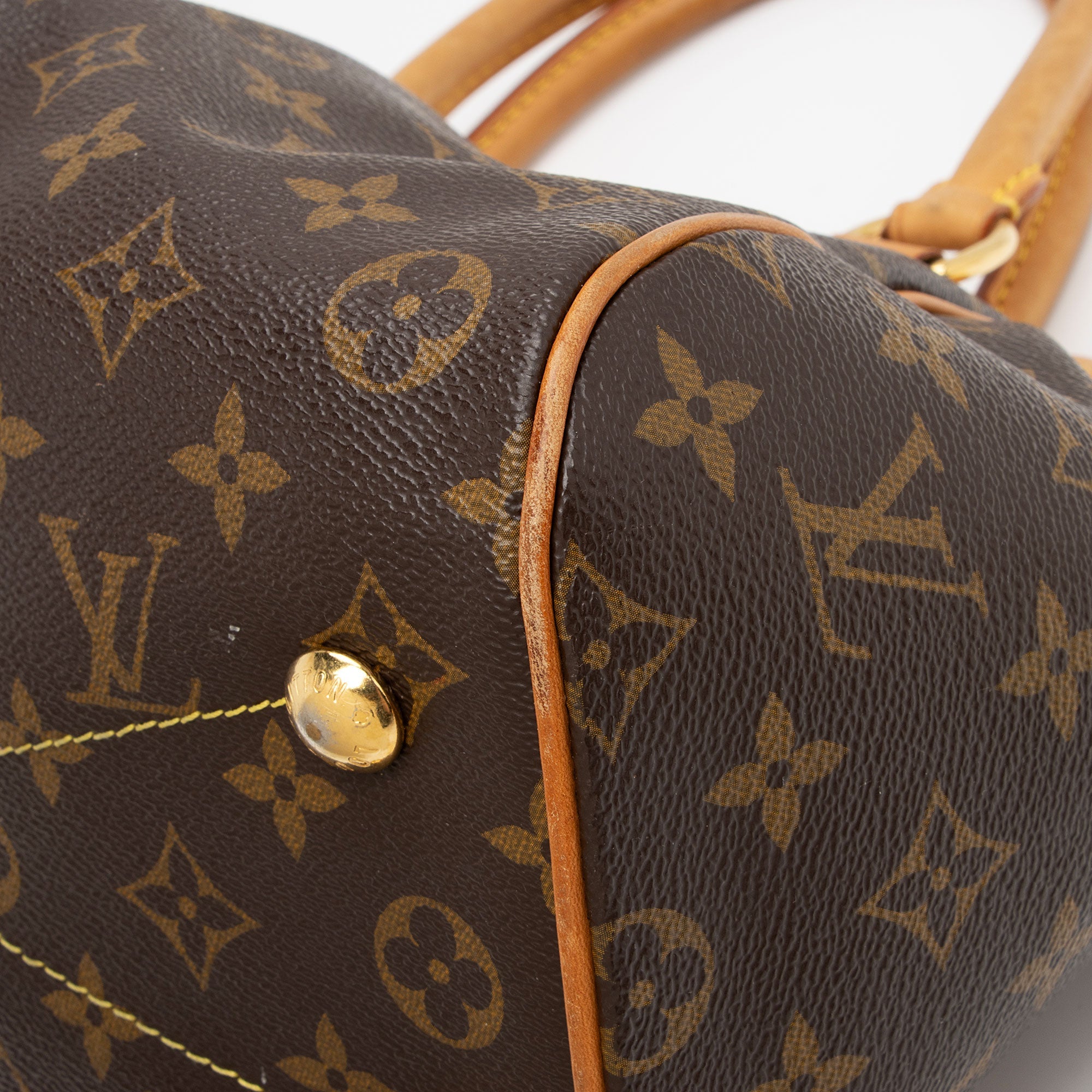 Louis Vuitton Monogram Canvas Tivoli PM Satchel (SHF-CeDkXz)
