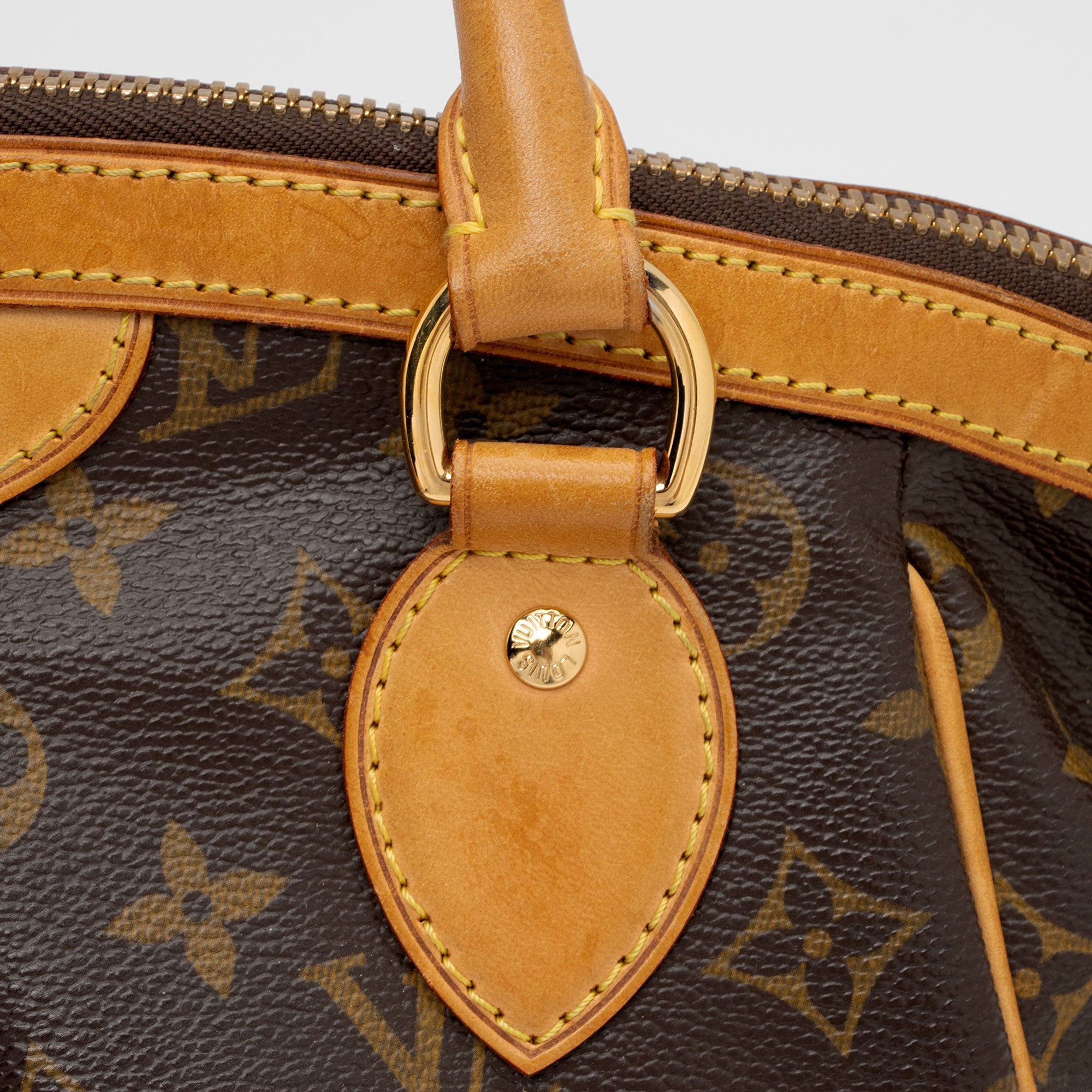 Louis Vuitton Monogram Canvas Tivoli PM Satchel (SHF-ChwQKH)