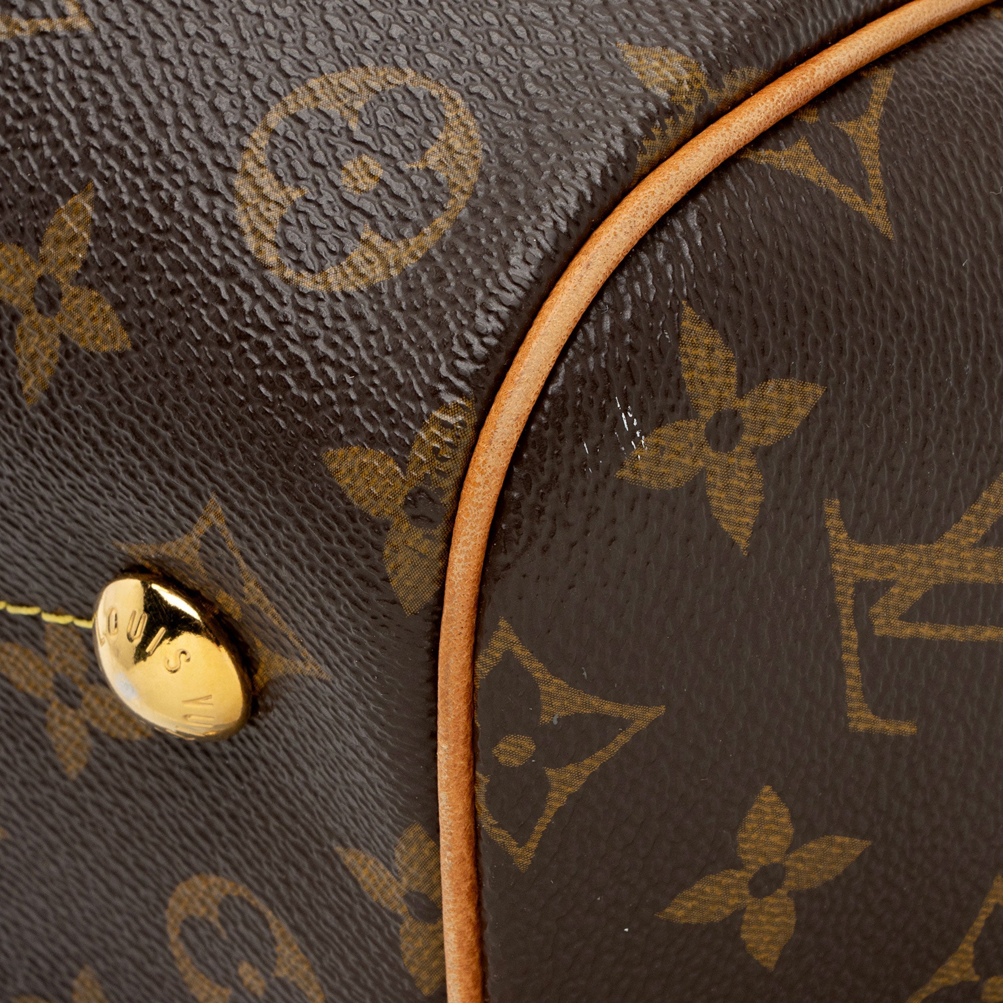 Louis Vuitton Monogram Canvas Tivoli PM Satchel (SHF-Q9Eq98)