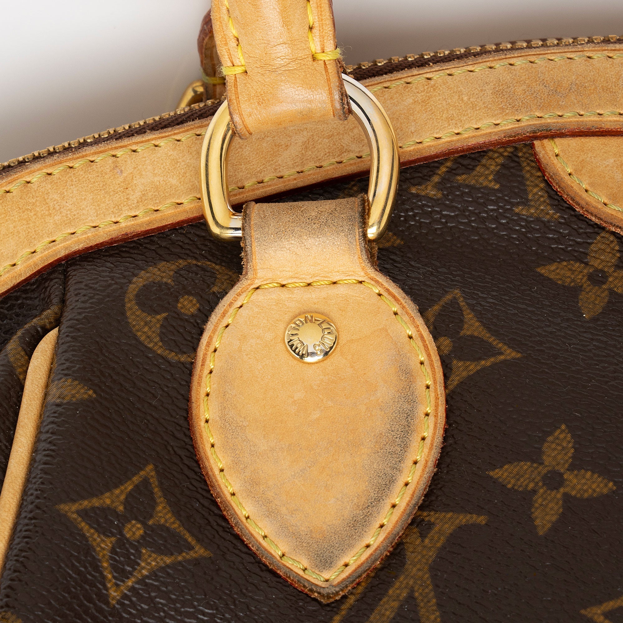 Louis Vuitton Monogram Canvas Tivoli PM Satchel (SHF-cIjcUZ)