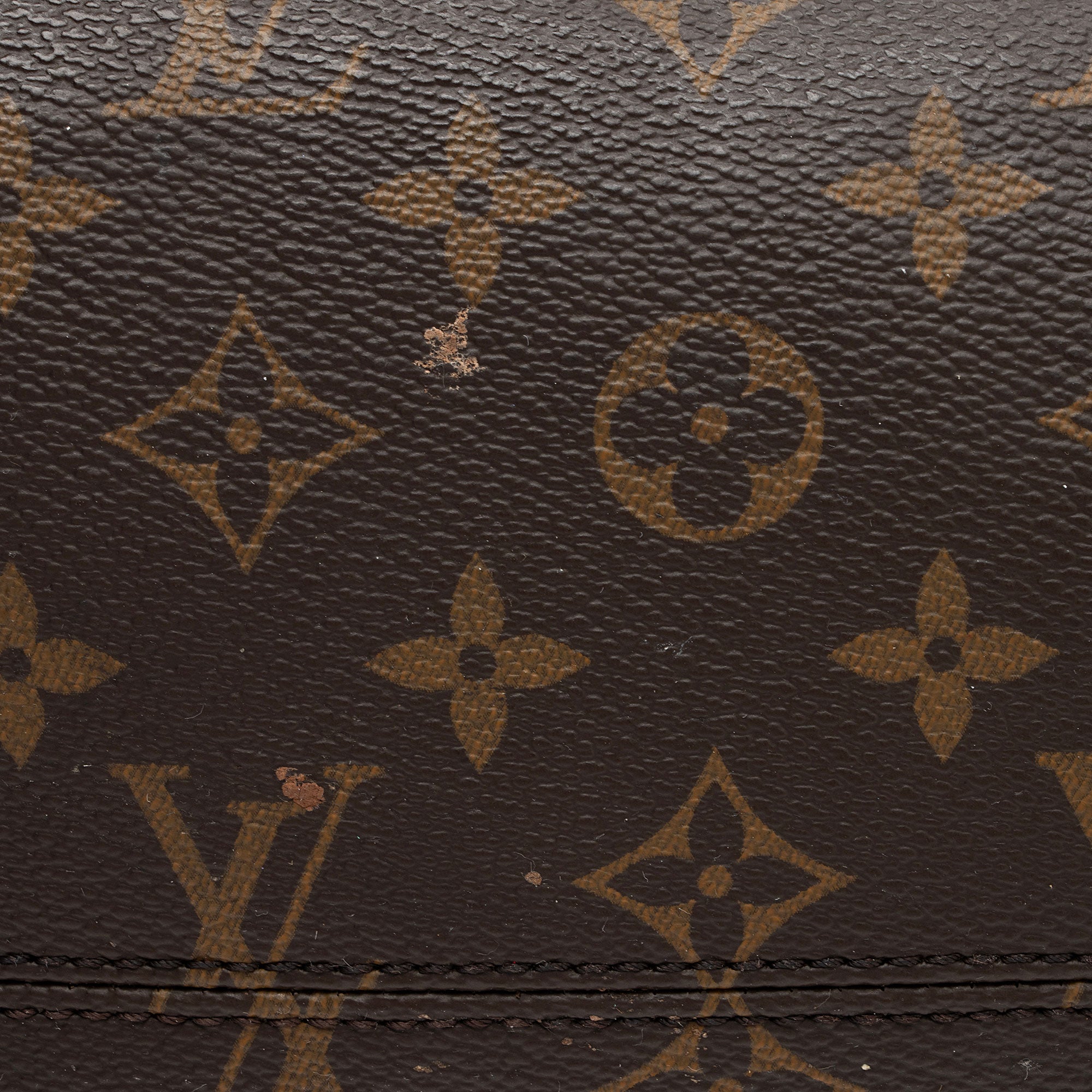 Louis Vuitton Monogram Canvas Totally MM Tote (SHF-wwDax3)