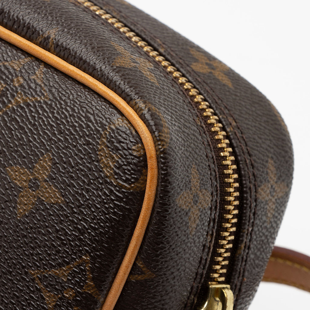 Louis Vuitton Monogram Canvas Trocadero 27 Shoulder Bag (SHF-DEAQoA)