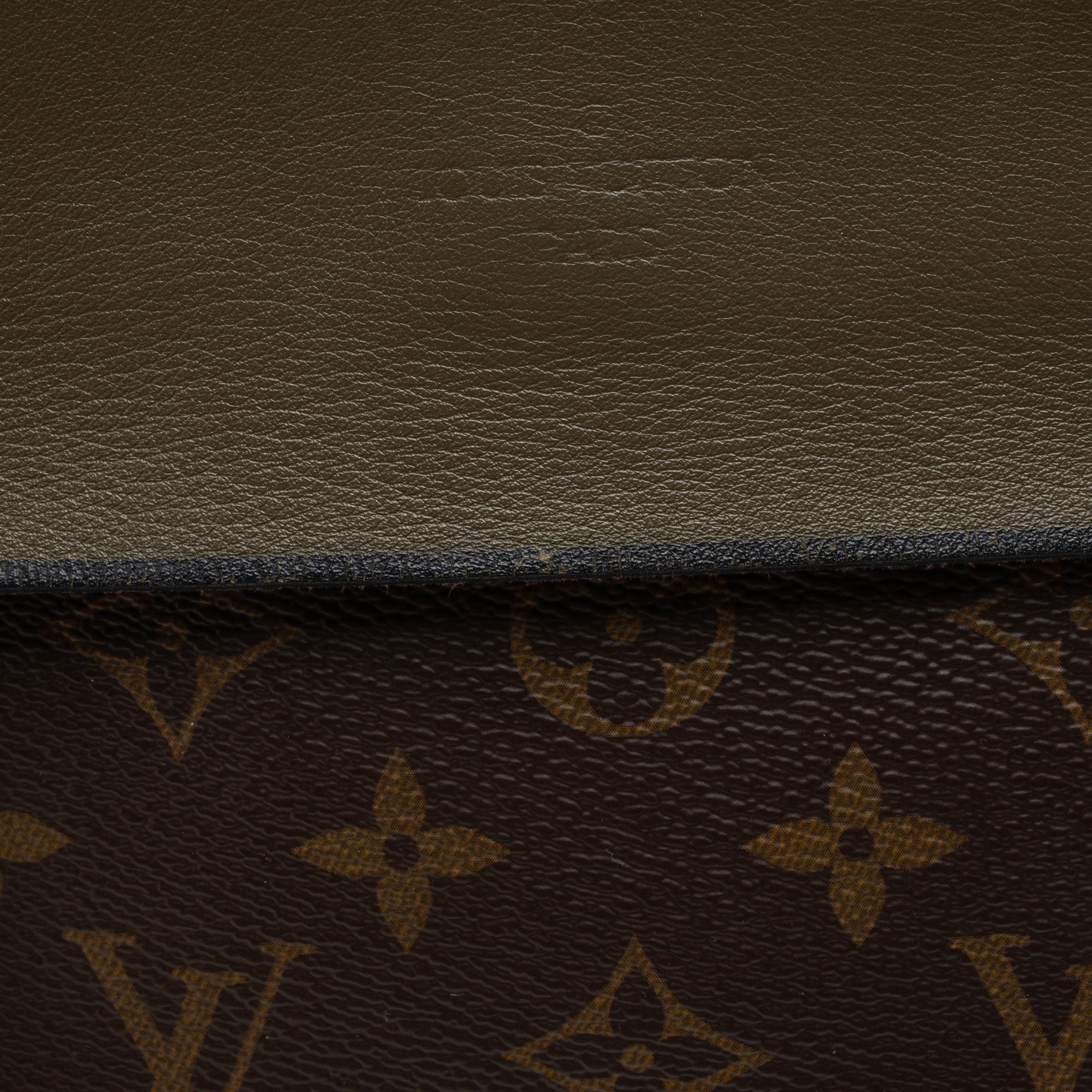 Louis Vuitton Monogram Canvas Tuileries Besace Shoulder Bag (SHF-Z0qJF1)