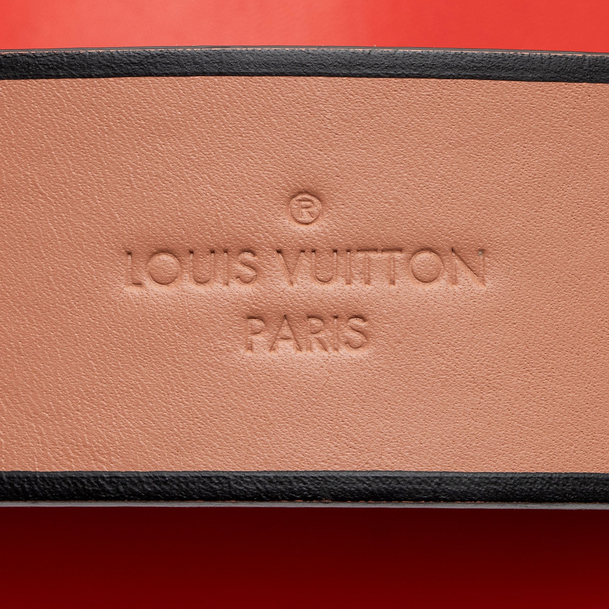 Louis Vuitton Monogram Canvas Tuileries Besace Shoulder Bag (SHF-LQGBEk)