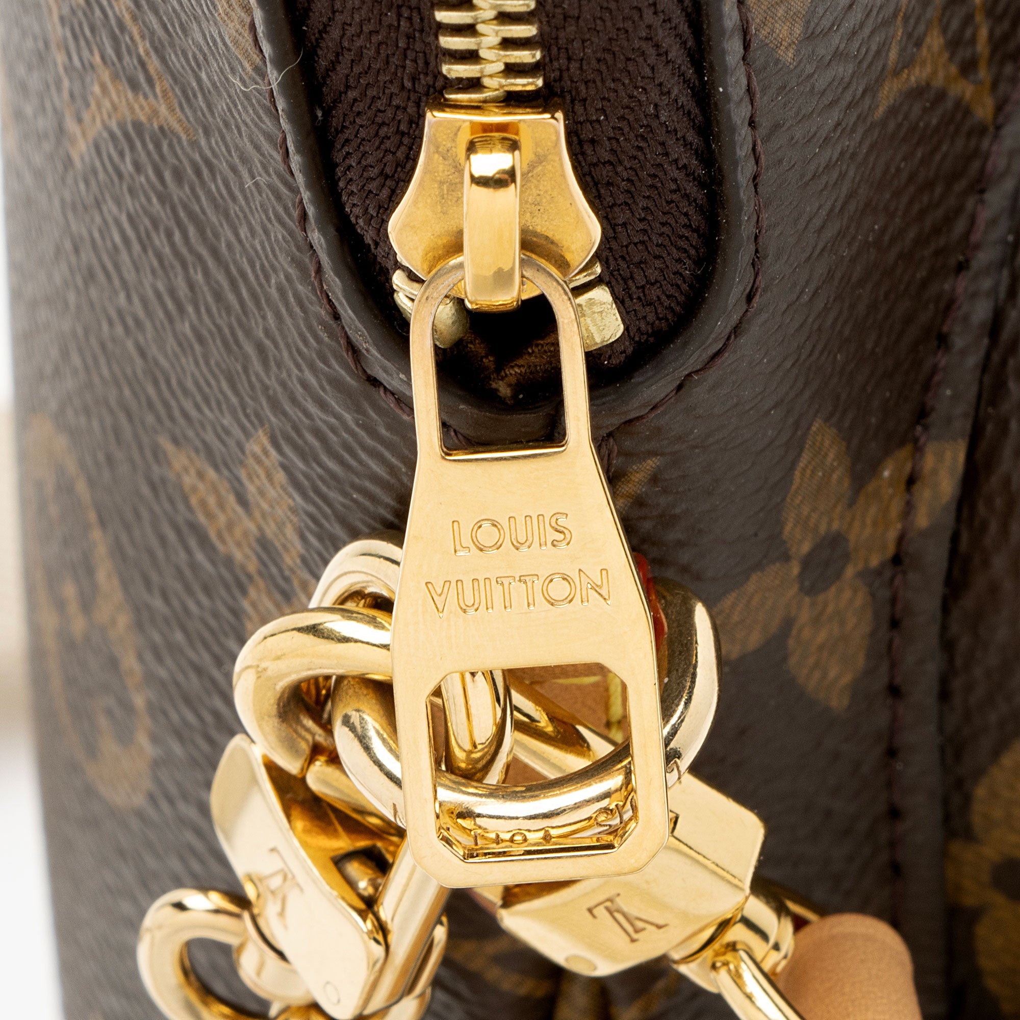 Louis Vuitton Monogram Canvas Utility Phone Sleeve