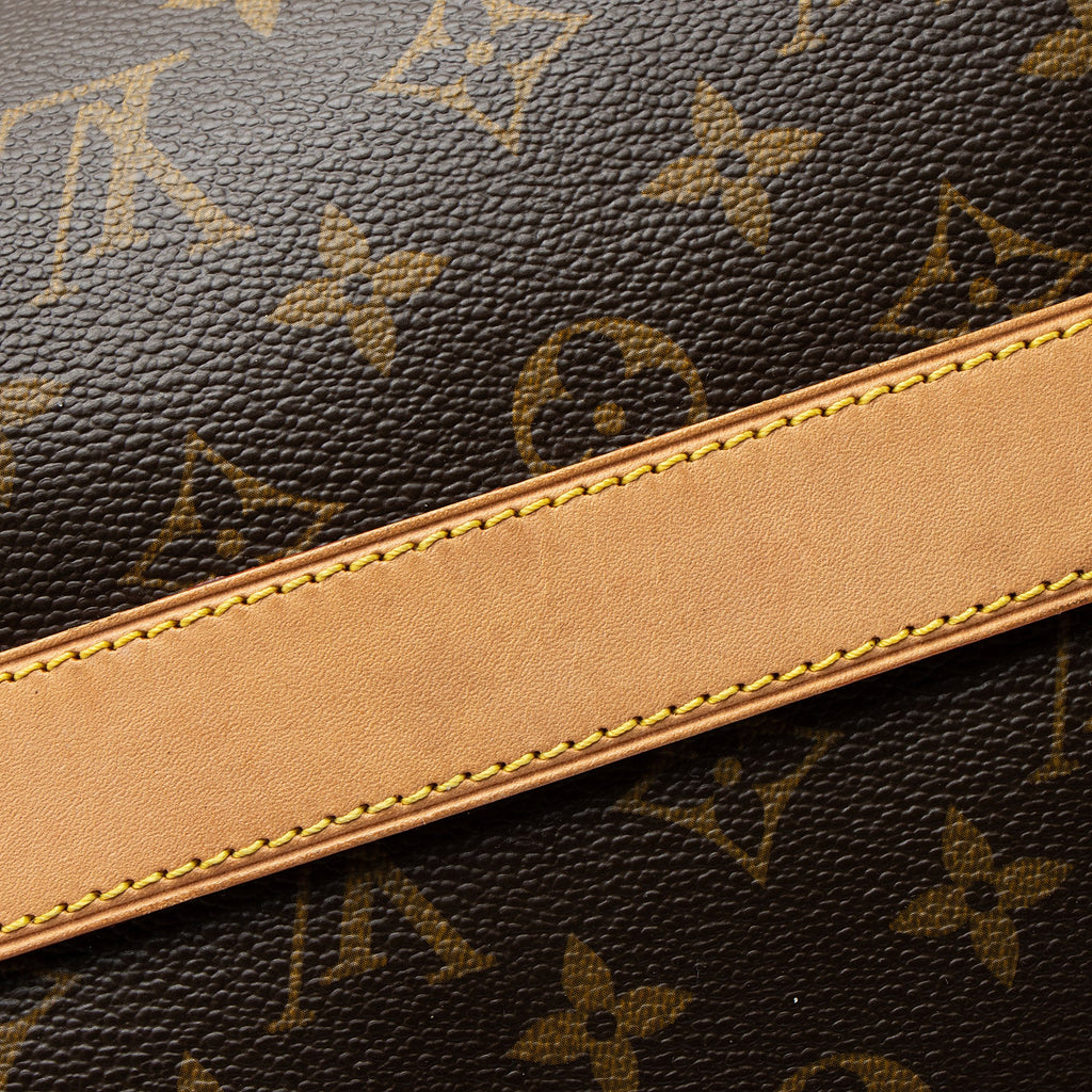 Louis Vuitton Monogram Canvas Valmy MM Messenger