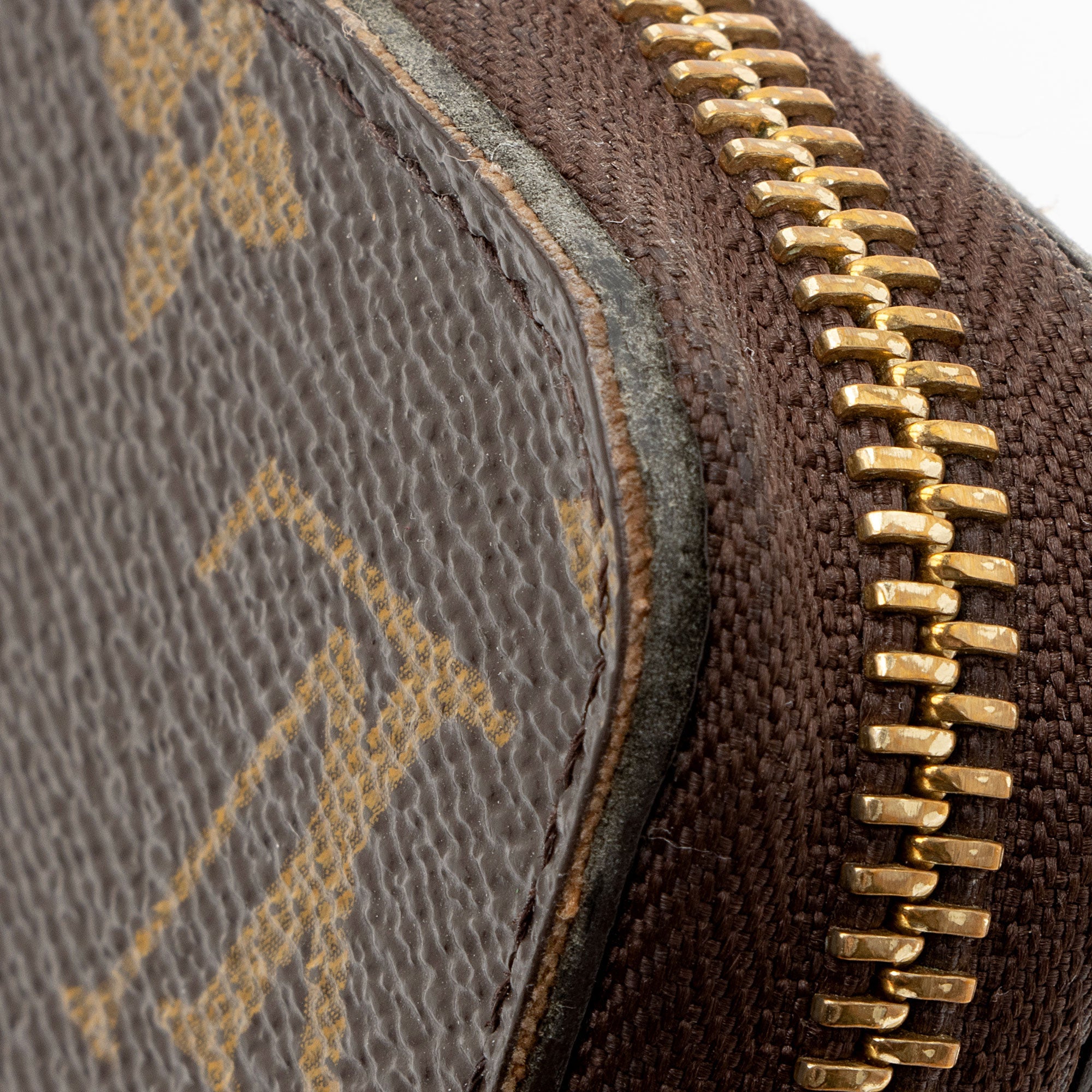 Louis Vuitton Monogram Canvas Zippy Wallet