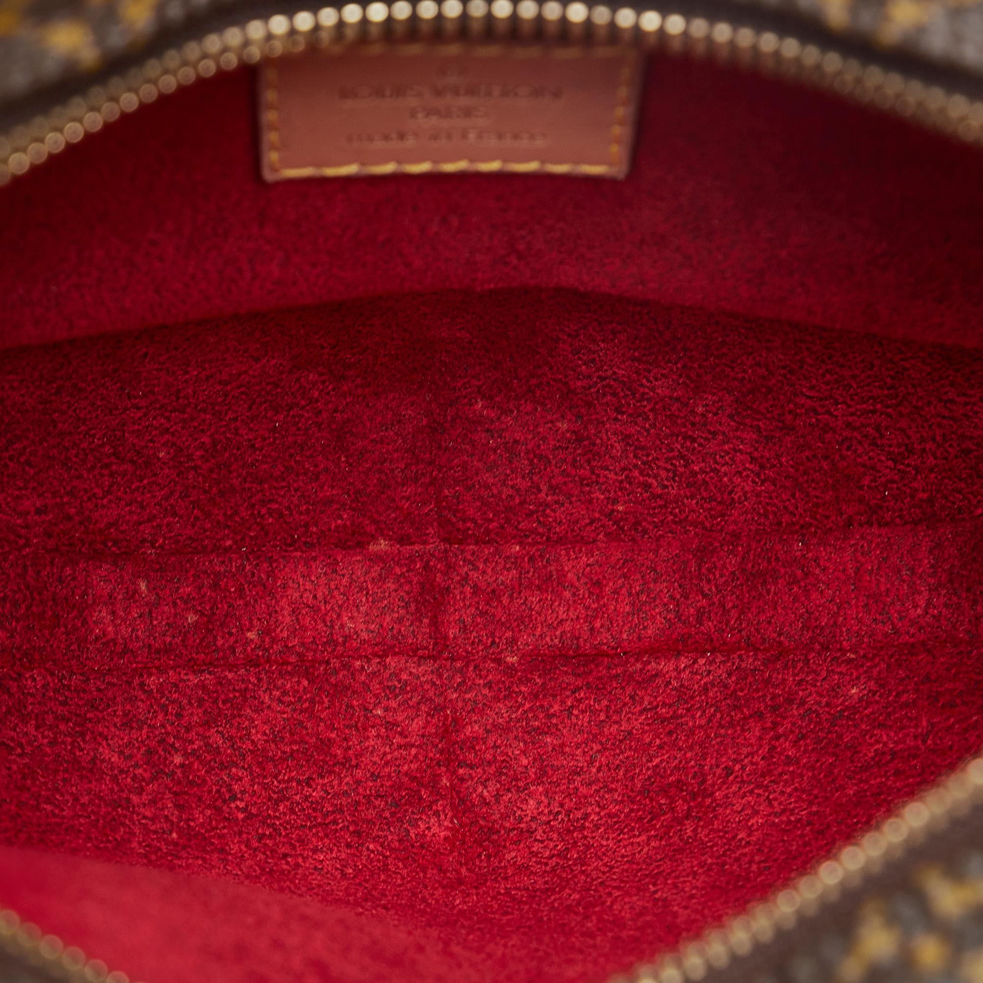 Louis Vuitton Monogram Croissant PM (SHG-m8mnNE)