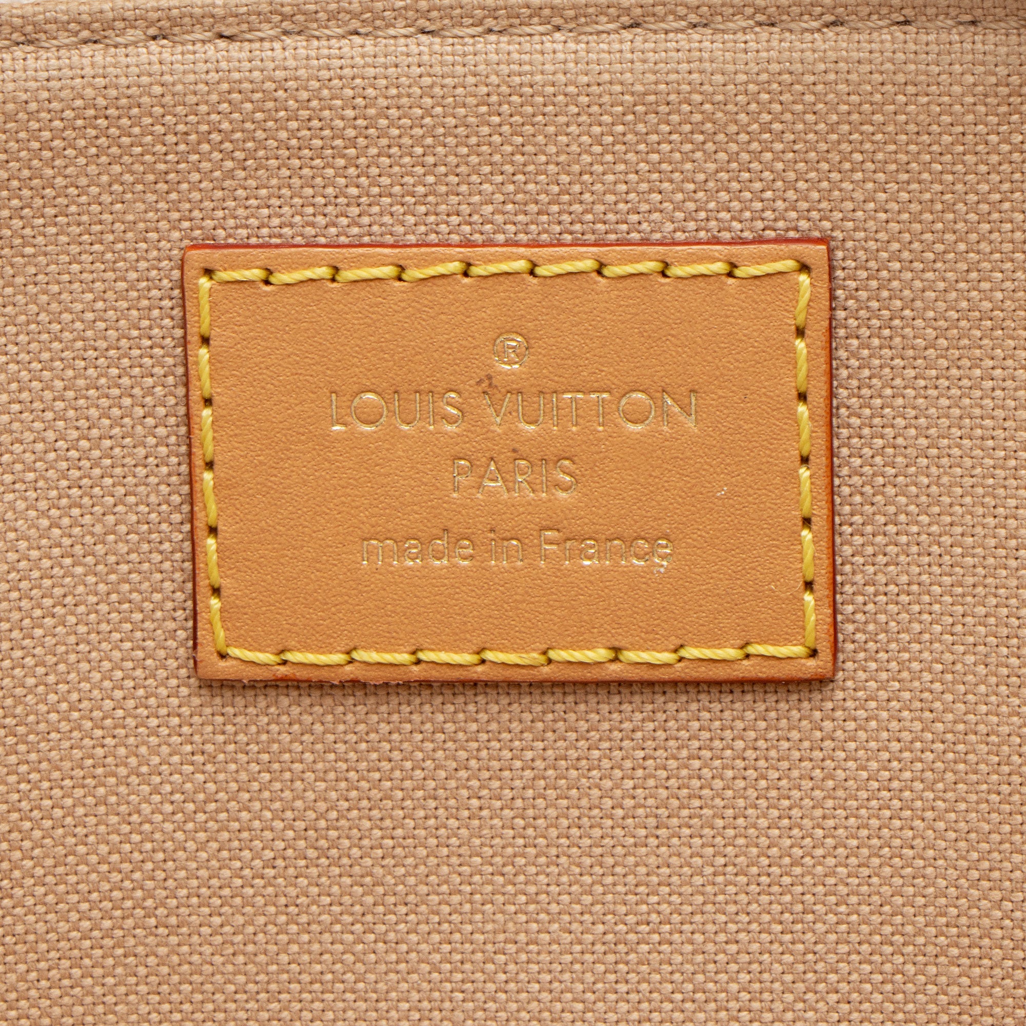 Louis Vuitton Monogram Dune Nano Alma Satchel (SHF-8C72bU)