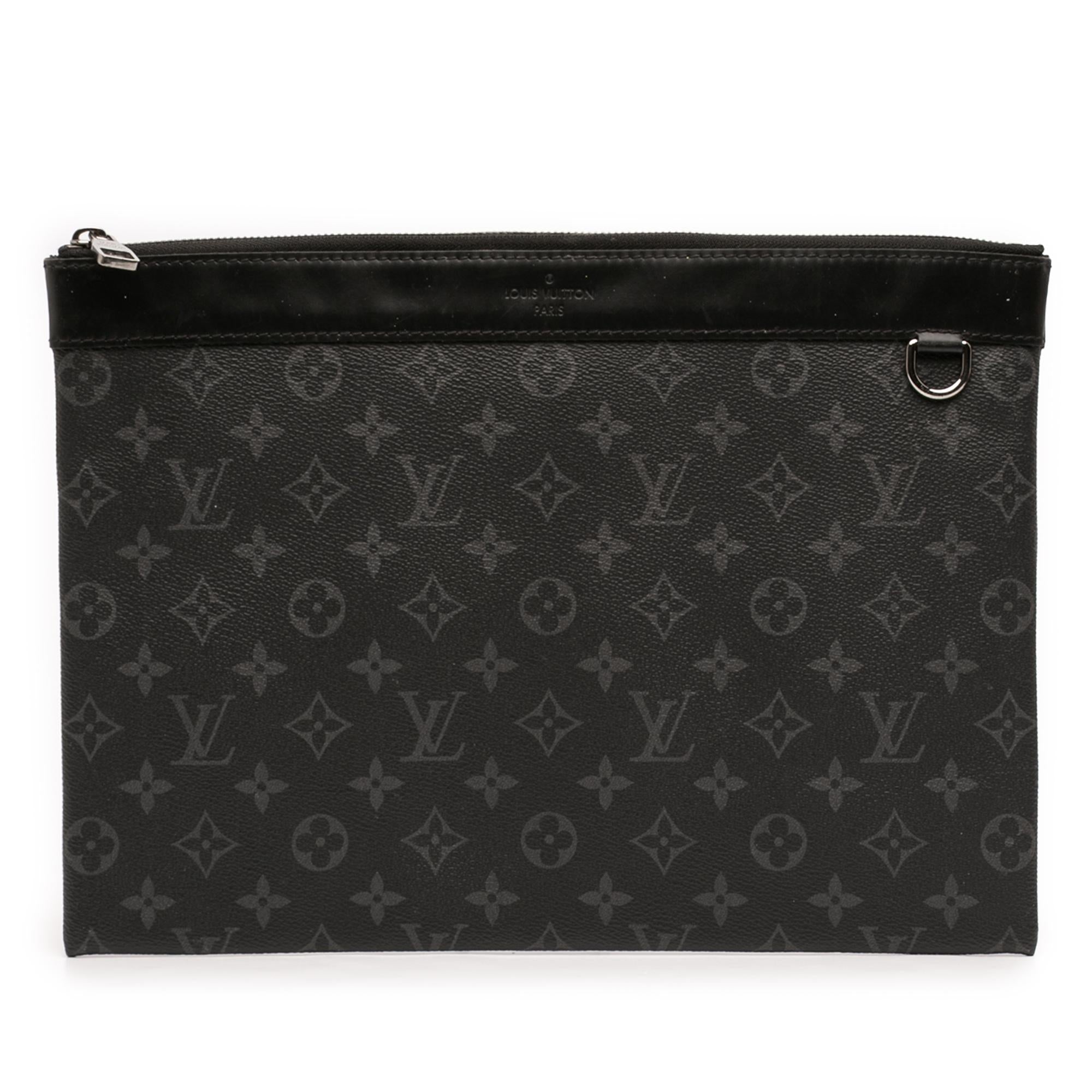 Louis Vuitton Monogram Eclipse Discovery Pochette GM