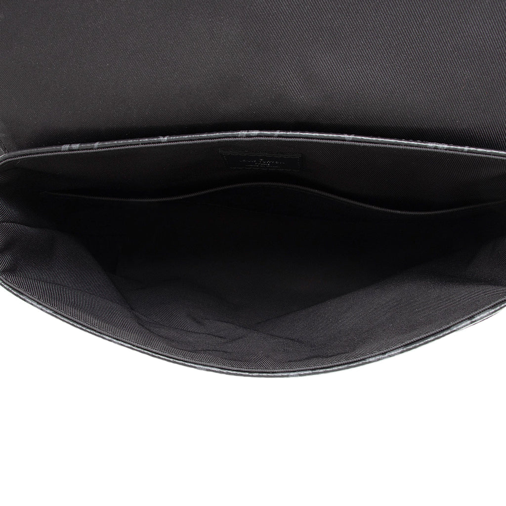 Louis Vuitton Monogram Eclipse District PM Messenger (SHF-vwUUWv)