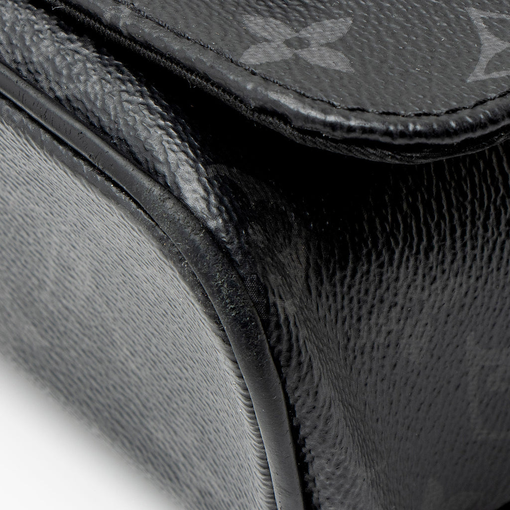 Louis Vuitton Monogram Eclipse District PM Messenger