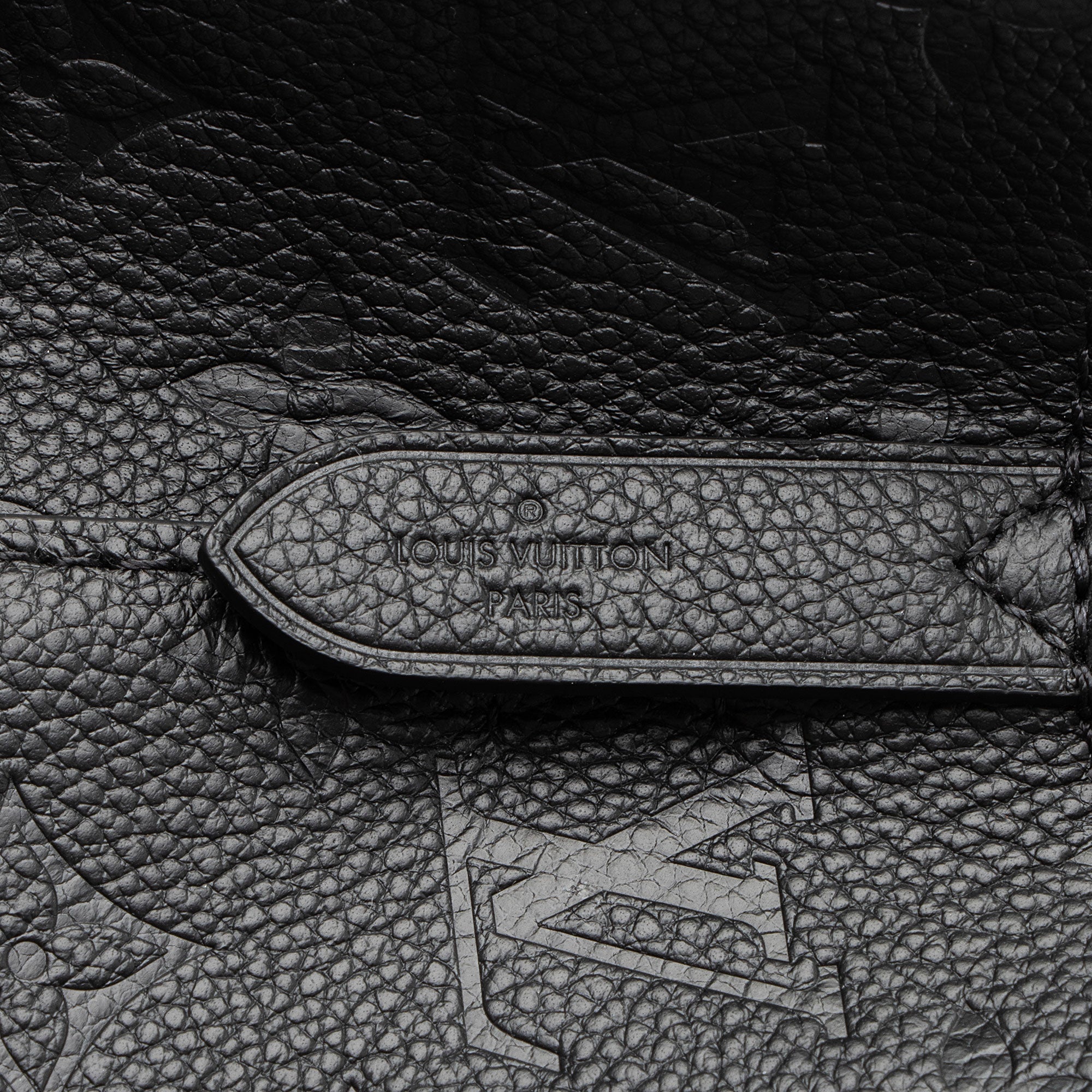 Louis Vuitton Monogram Empreinte Neonoe MM Shoulder Bag