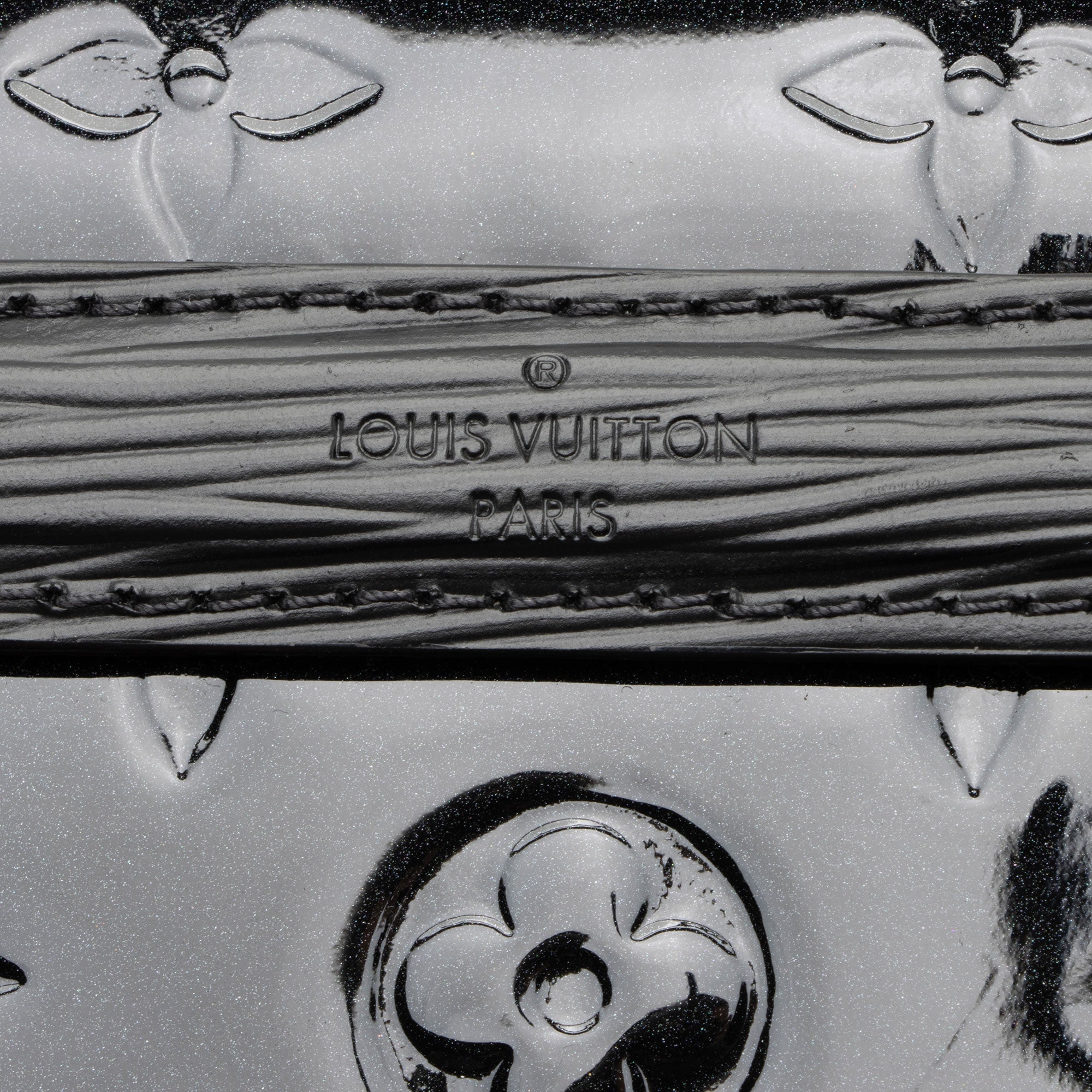 Louis Vuitton Monogram Epi Vernis Wynwood Shoulder Bag (SHF-Fgly0l)