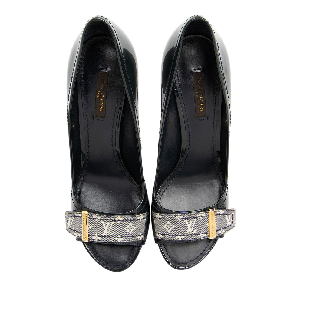 Louis Vuitton Patent Leather Monogram Idylle Buci Pumps - Size 9 / 39