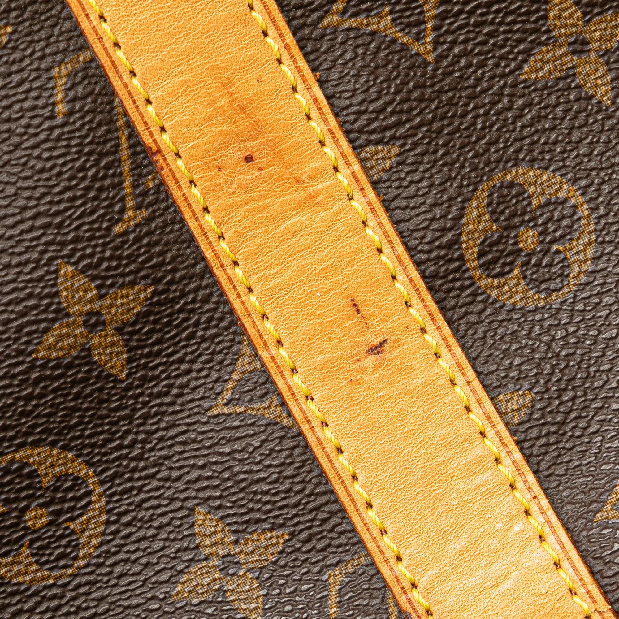 Louis Vuitton Monogram Keepall 55 (SHG-VMoPFi)
